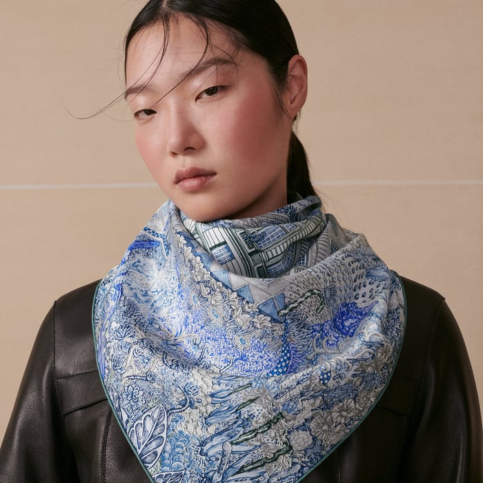 Les Folies Du Faubourg Scarf 90