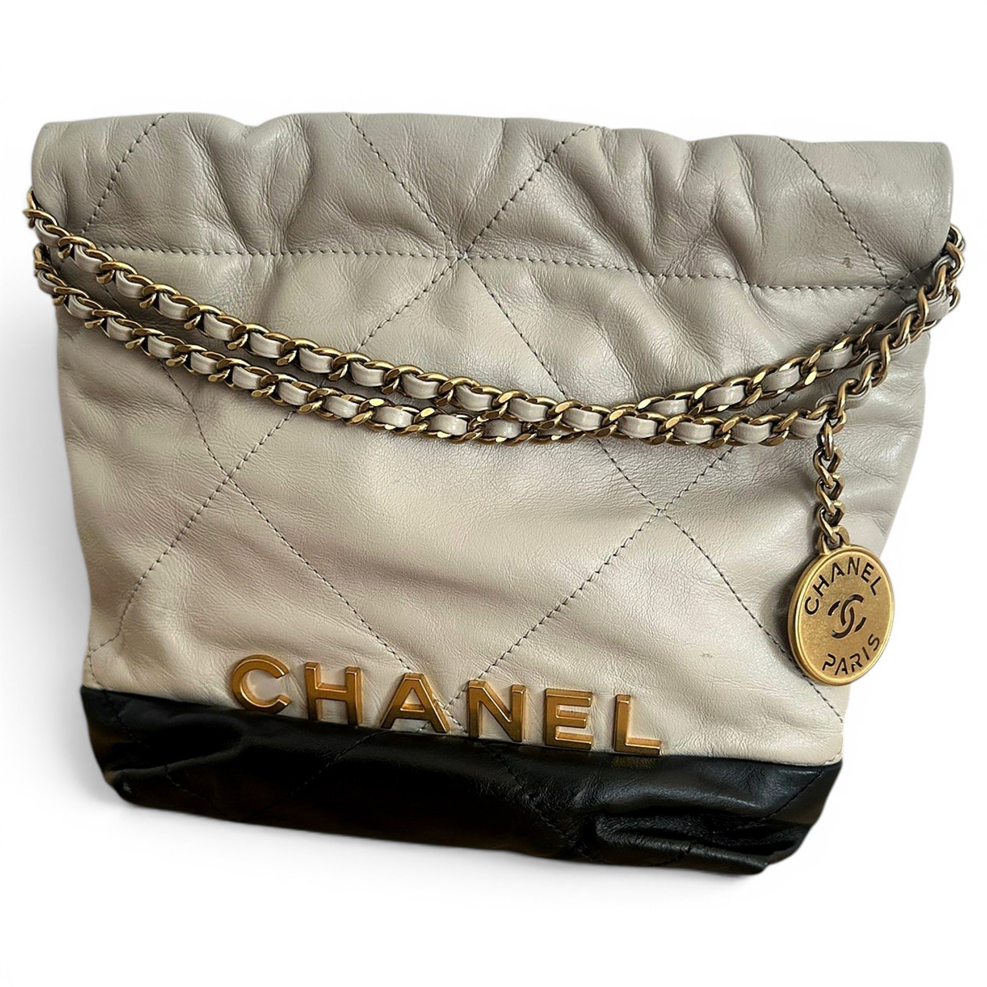 Chanel 22 leather crossbody bag