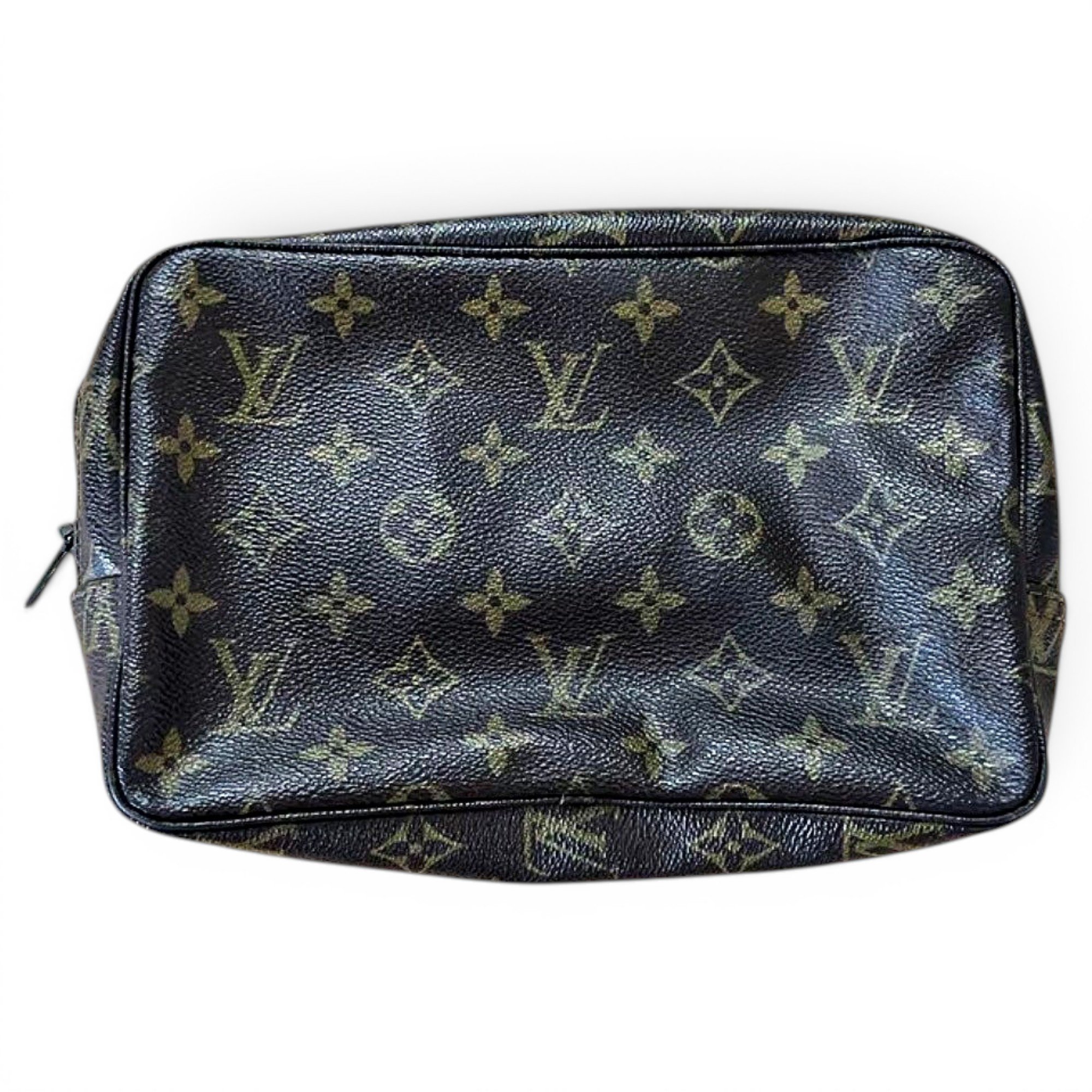 Leather clutch bag