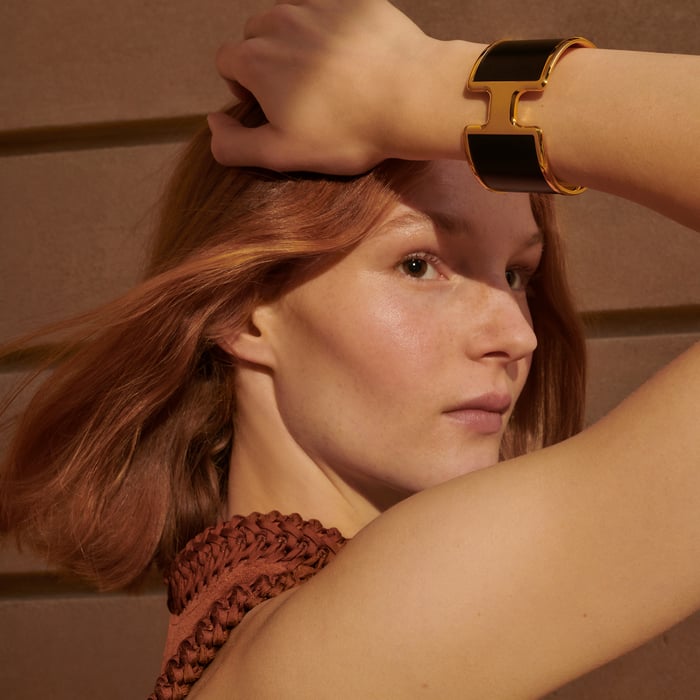 Noir Olympe Cuff Bracelet