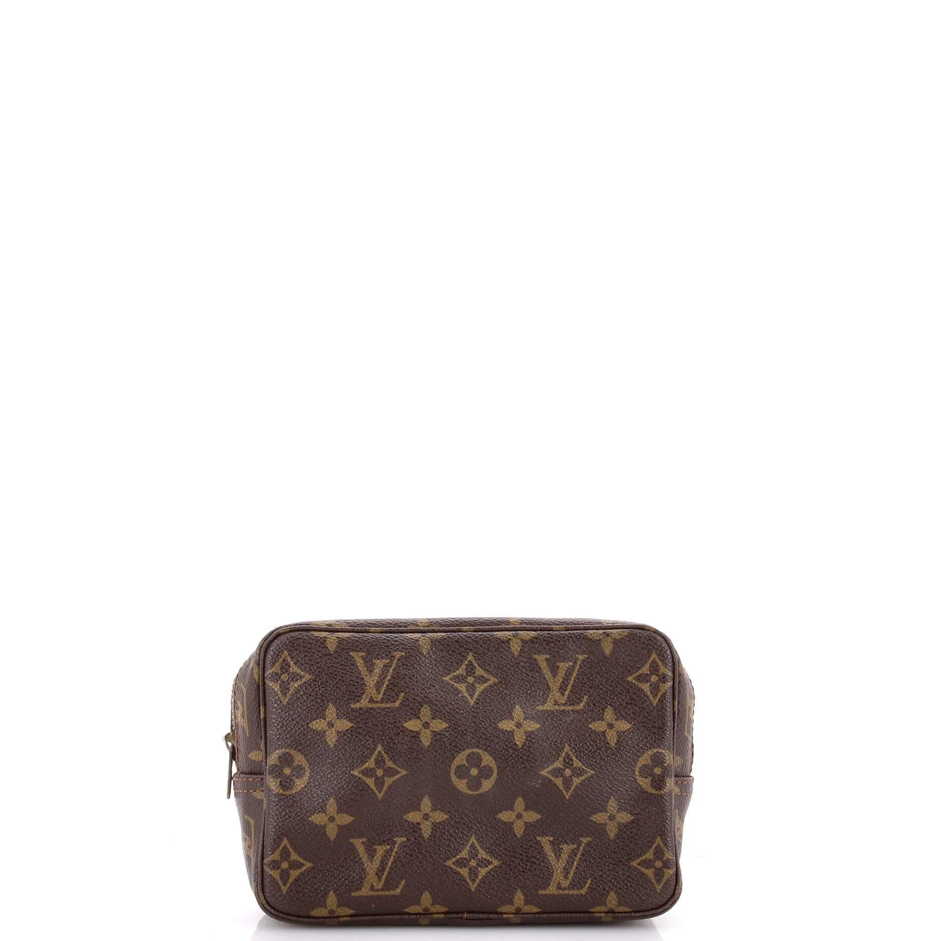 Cloth vanity case