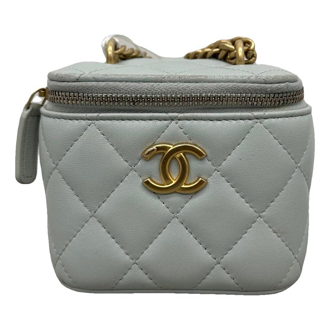Trendy CC Vanity leather handbag
