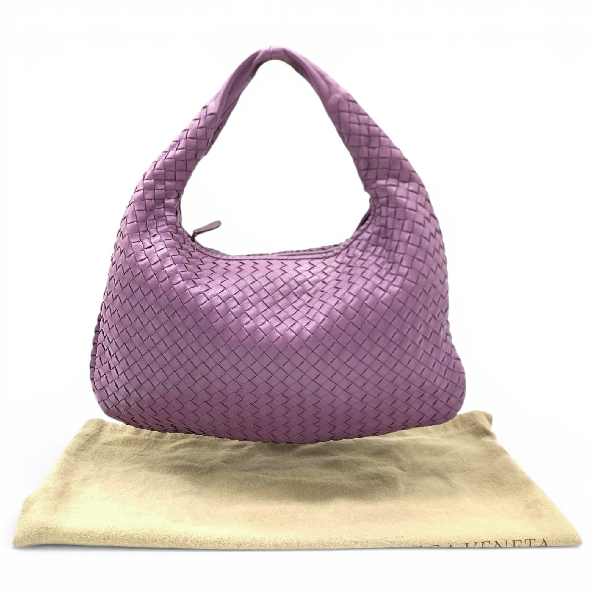 Veneta leather handbag