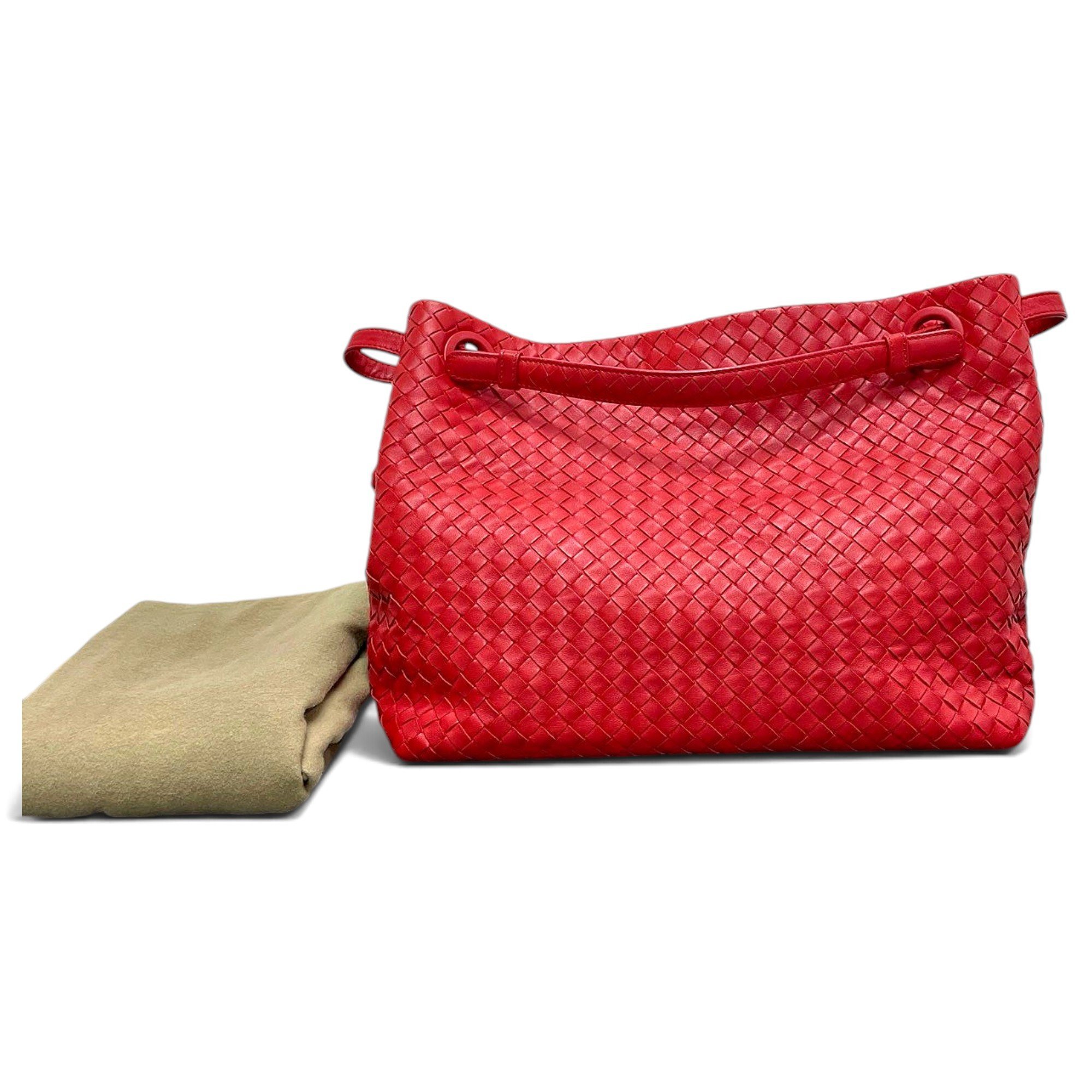 Garda leather handbag