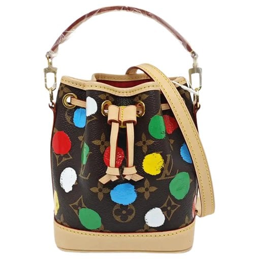 Nano Noé leather handbag