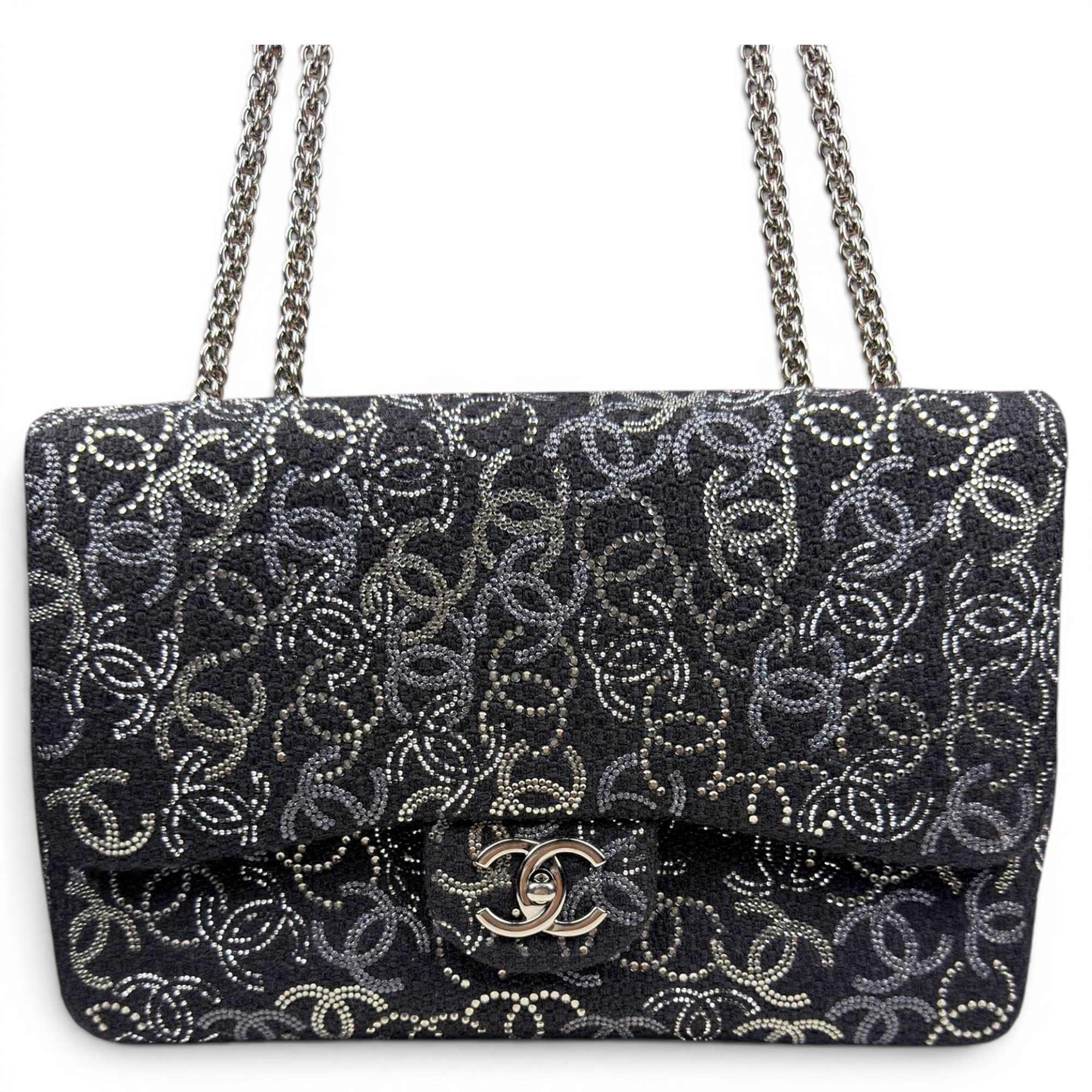 Timeless/Classique tweed crossbody bag