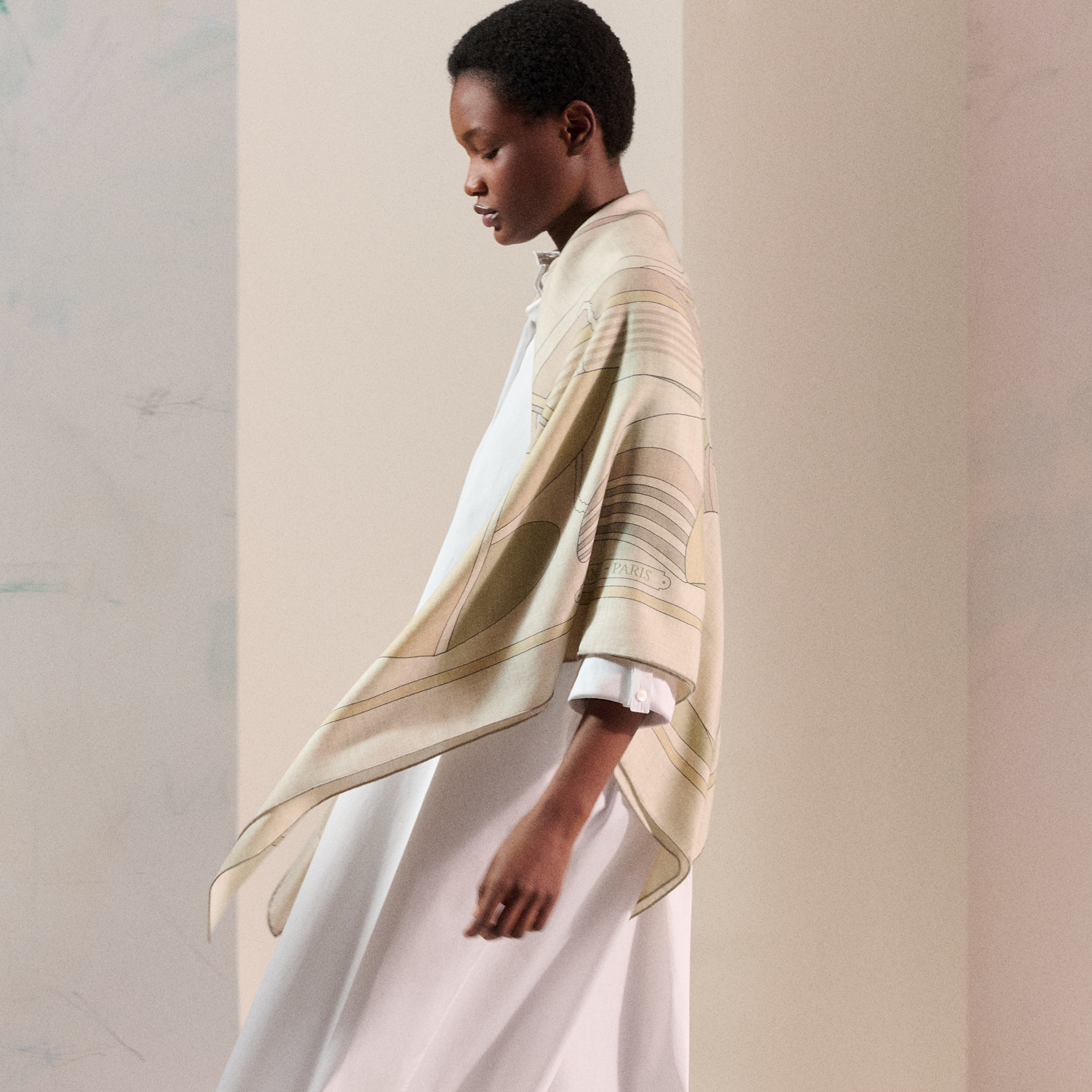 Hermès Thalassa shawl 140 Beige/Rose/Mastic | BagUSeek