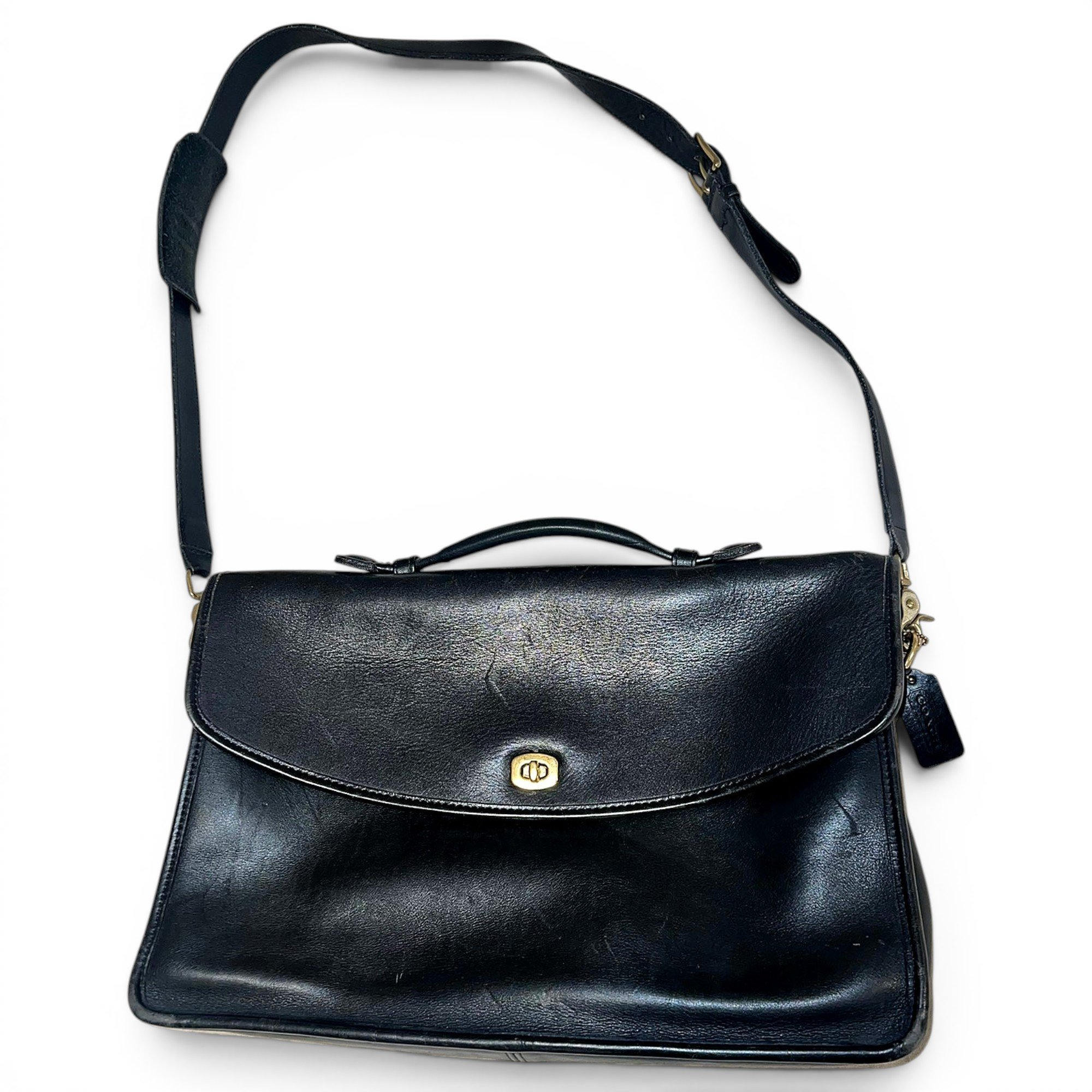 Leather travel bag