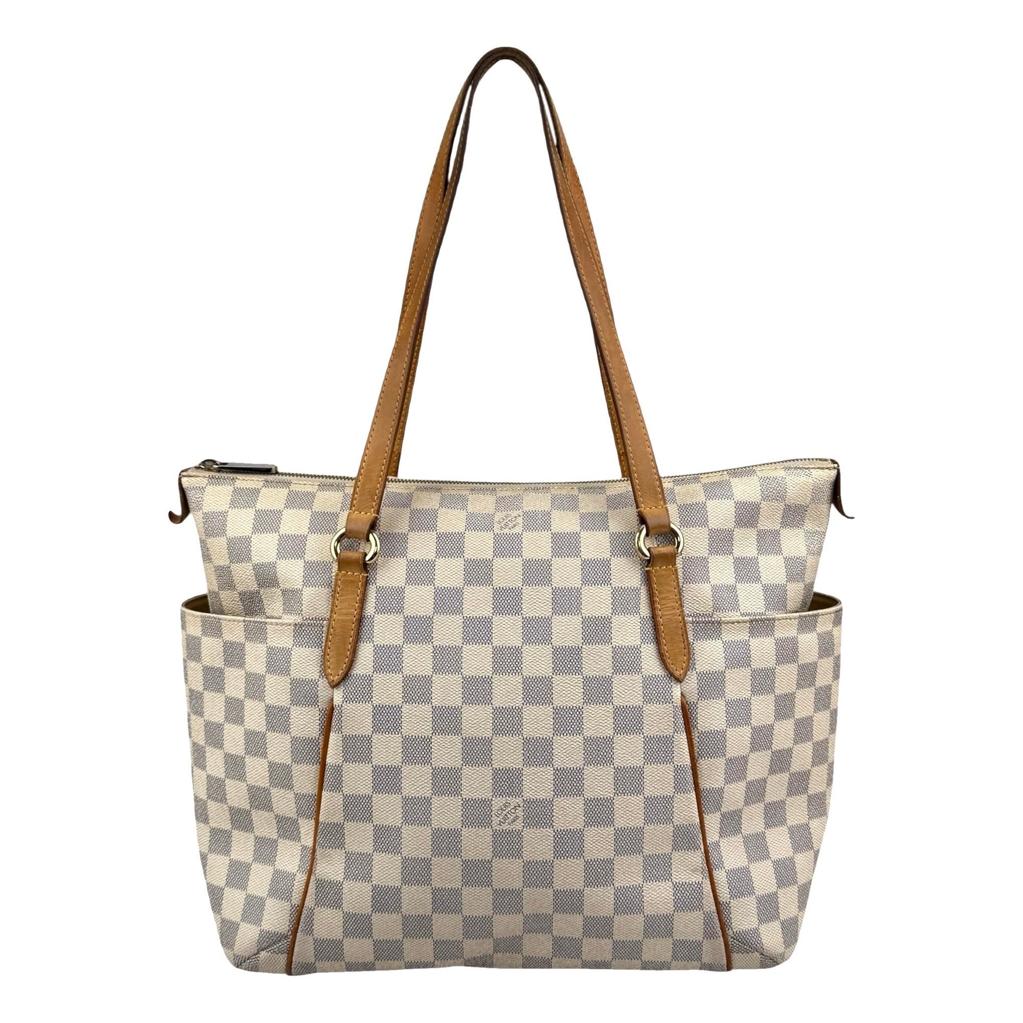Totally leather tote