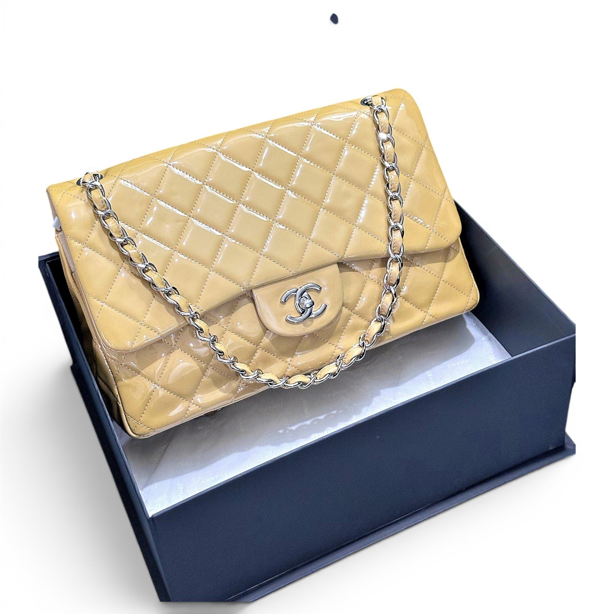 Timeless/Classique patent leather crossbody bag
