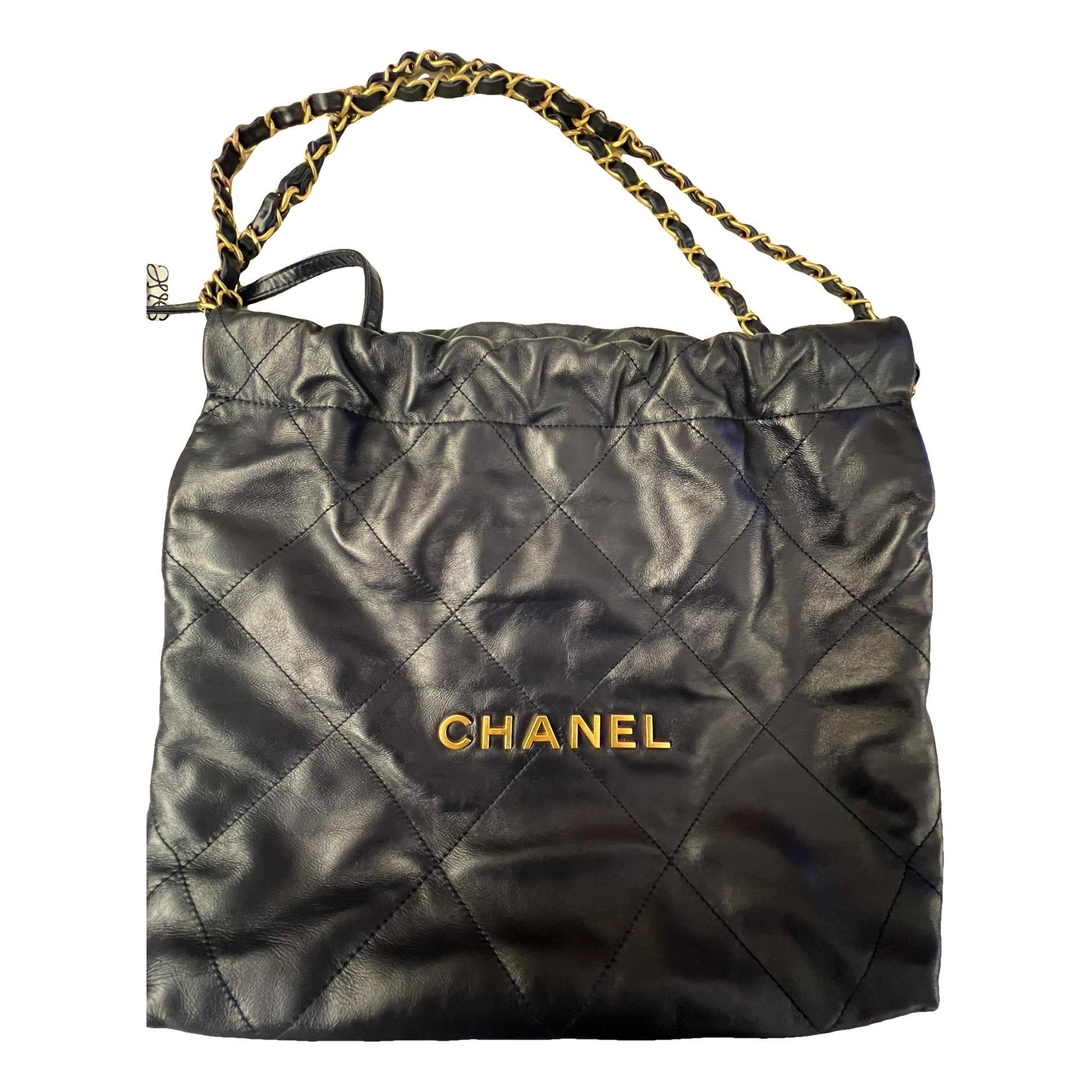 Chanel 22 leather tote
