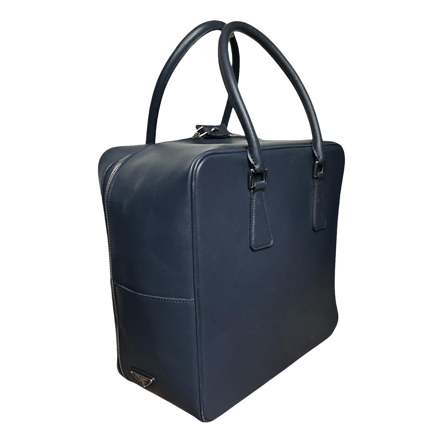 Leather travel bag
