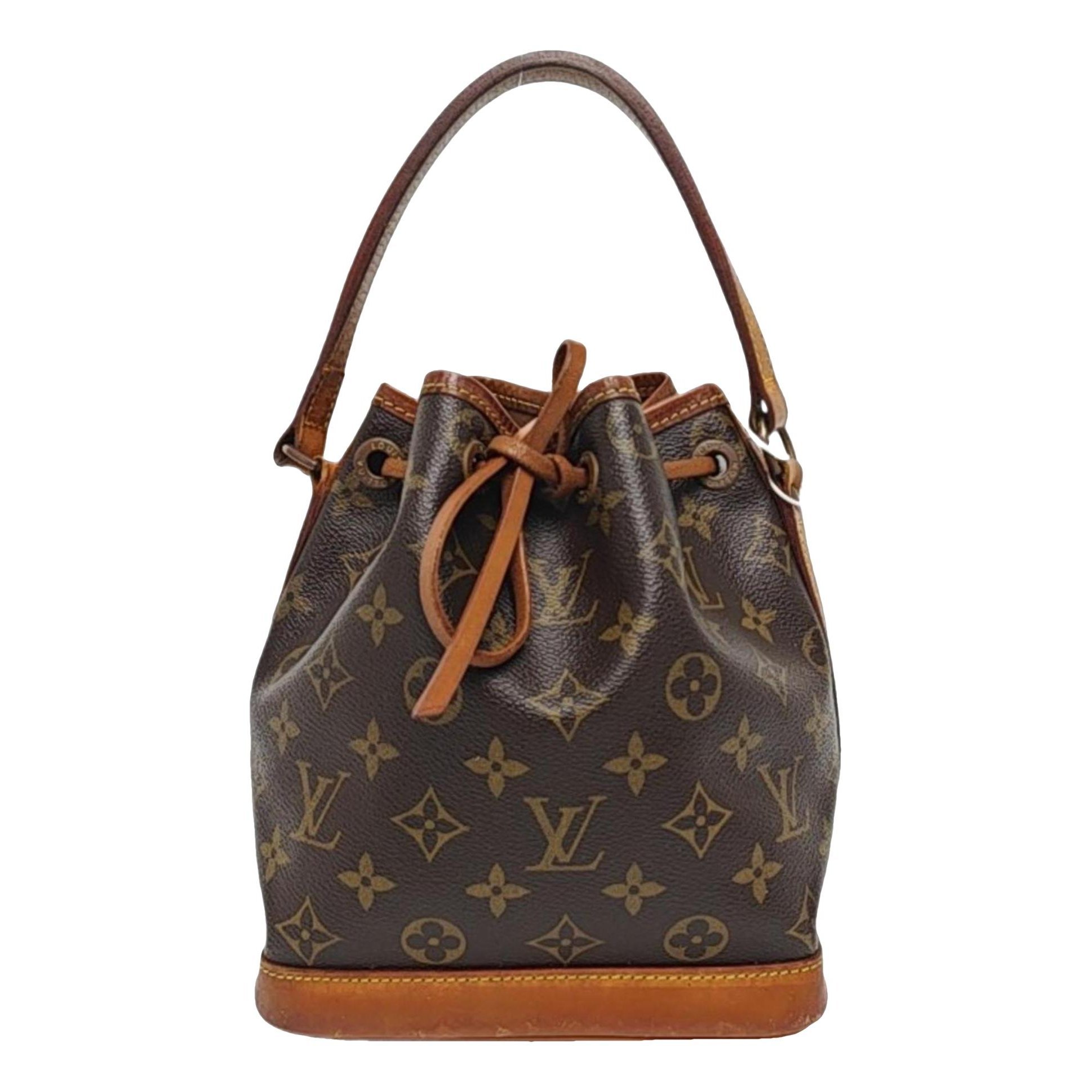 Noé leather handbag