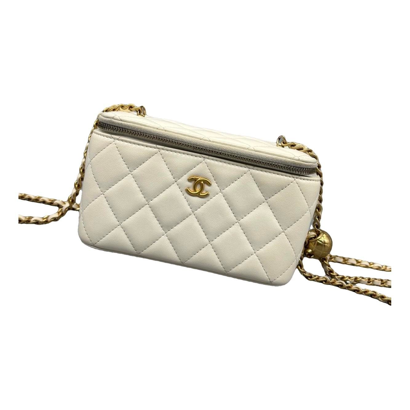 Trendy CC Vanity leather handbag