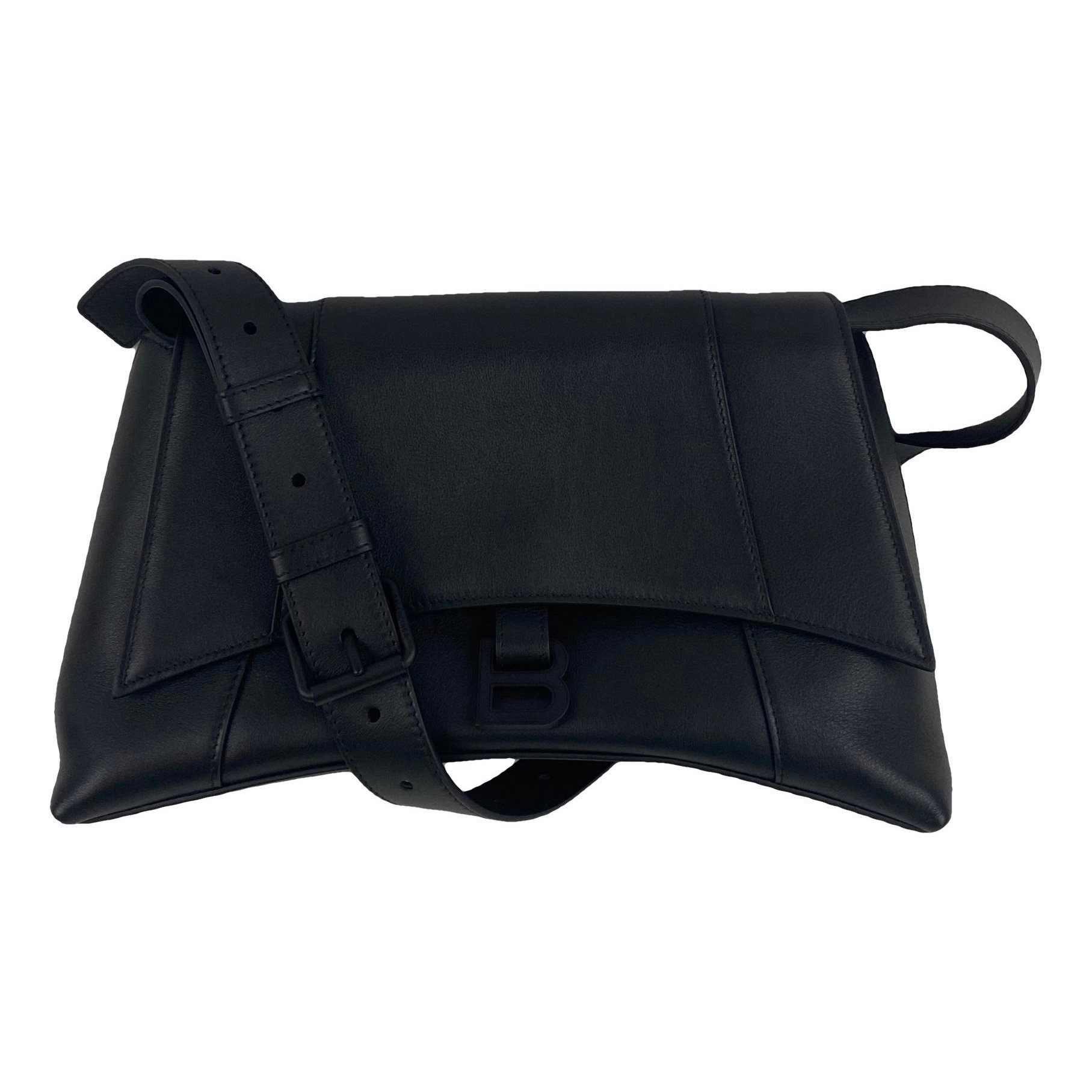 Downtown leather crossbody bag