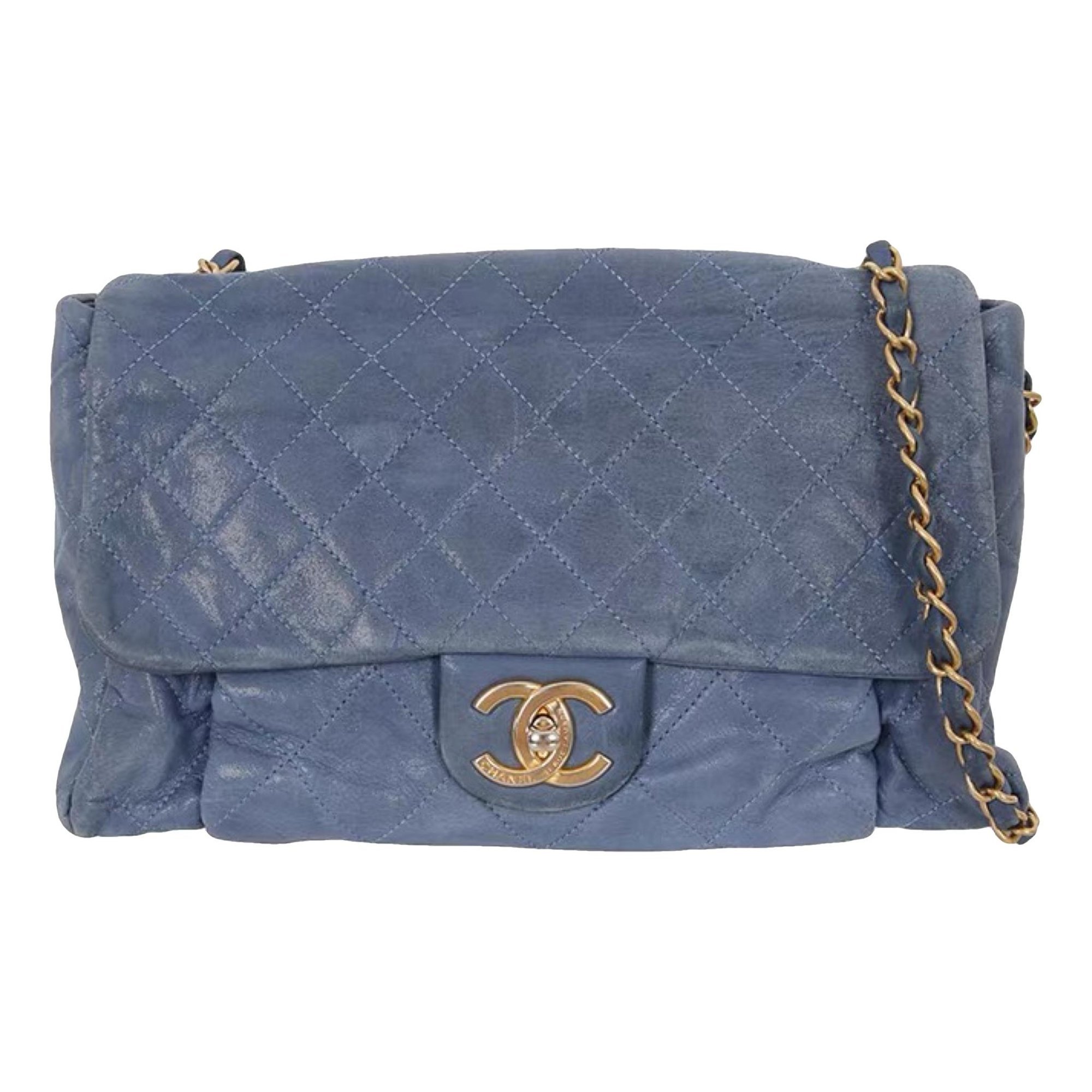 Timeless/Classique leather crossbody bag
