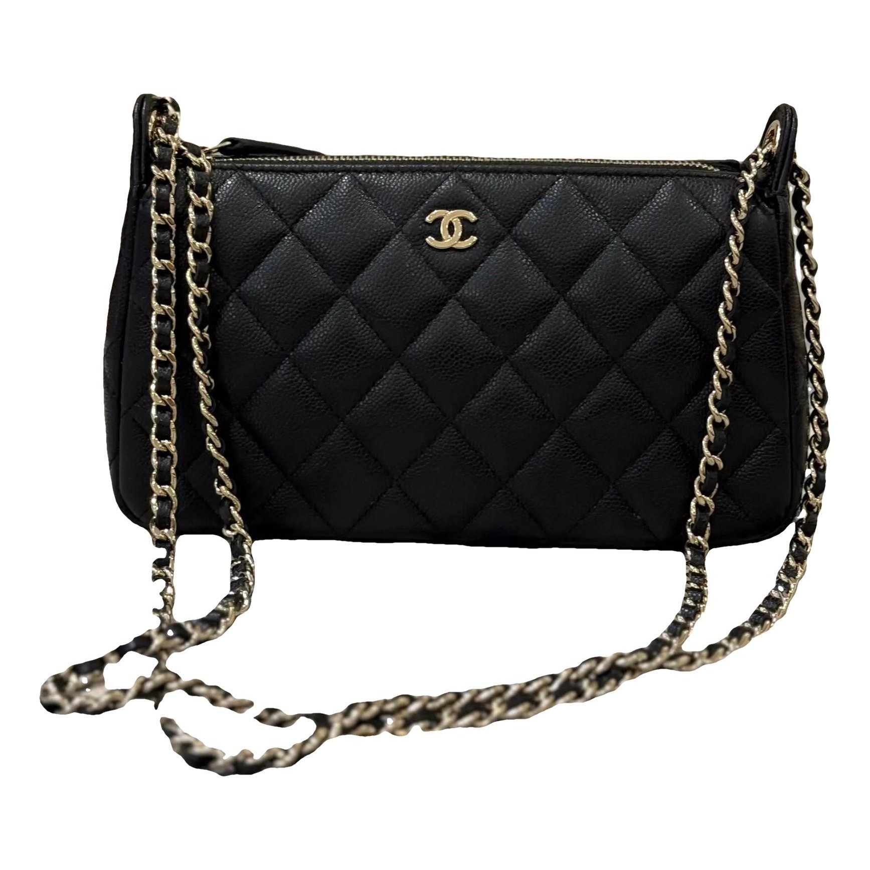 Wallet On Chain Timeless/Classique leather crossbody bag