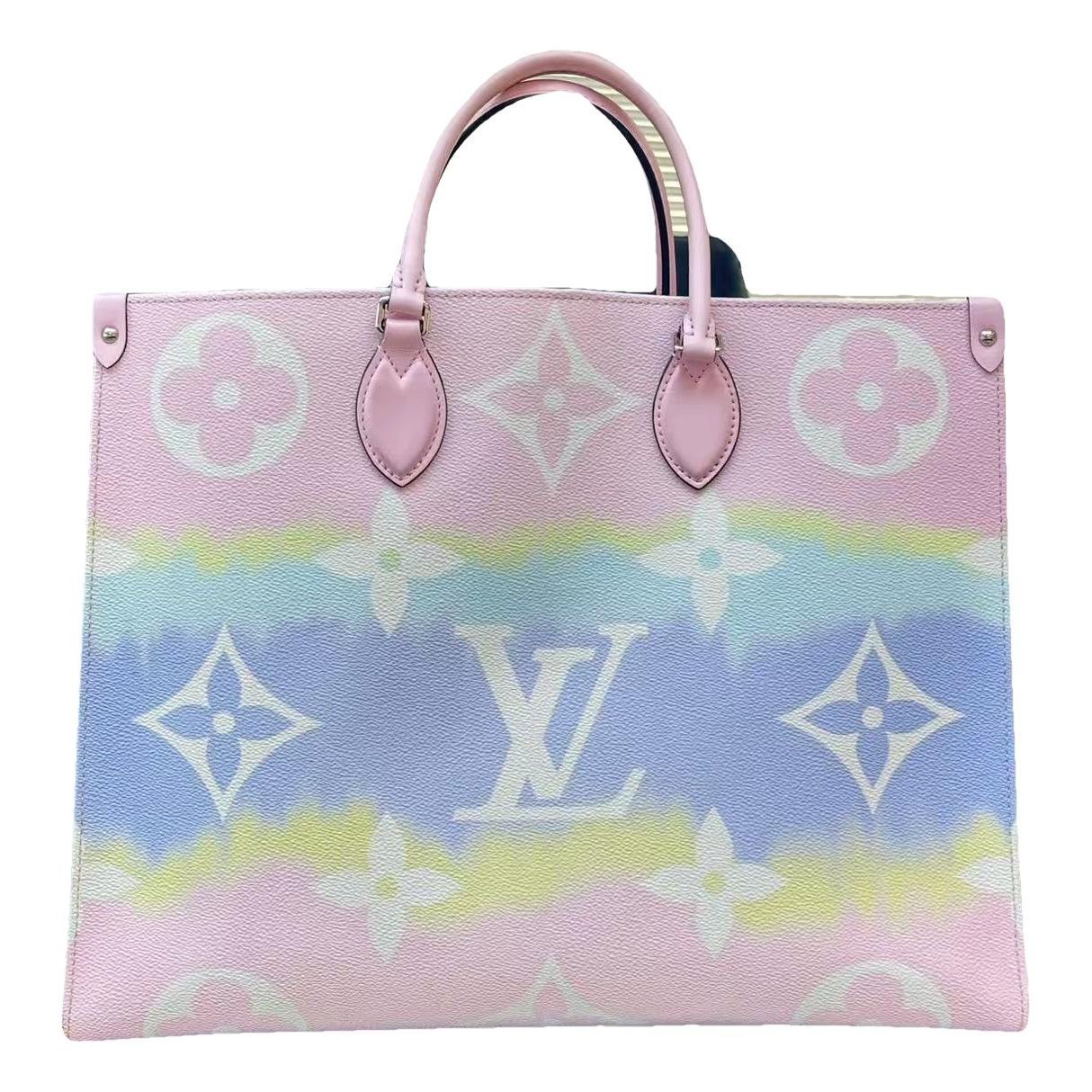 Onthego leather handbag