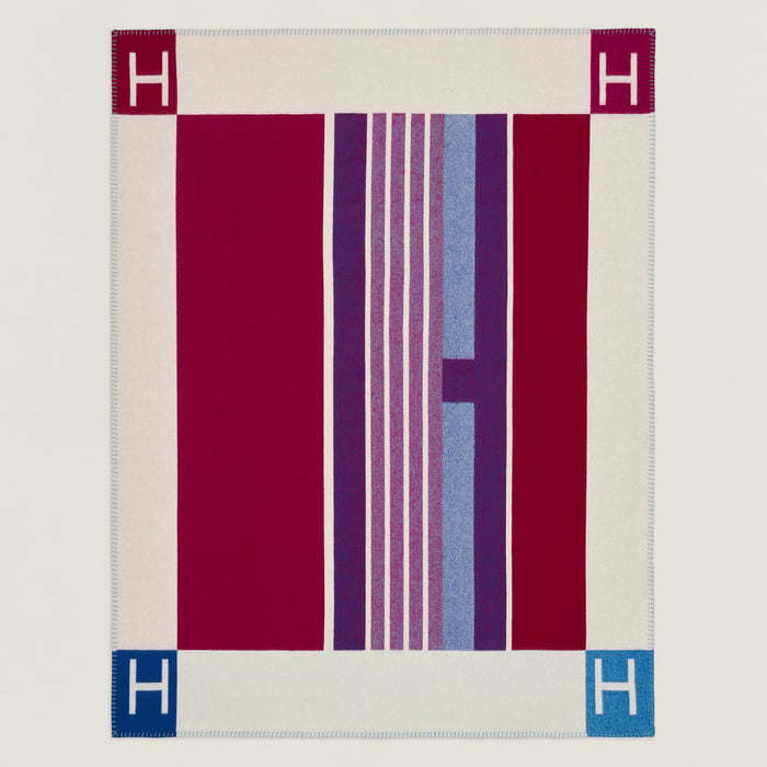 Pourpre Avalon Vibration Throw Blanket