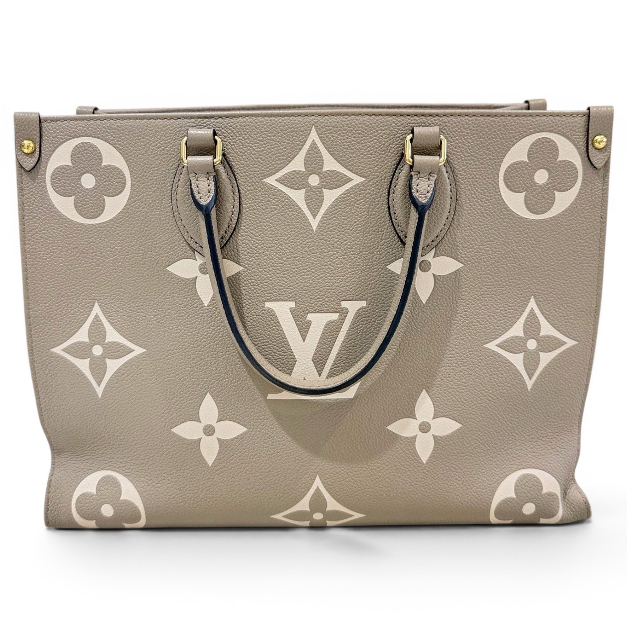 Onthego leather handbag