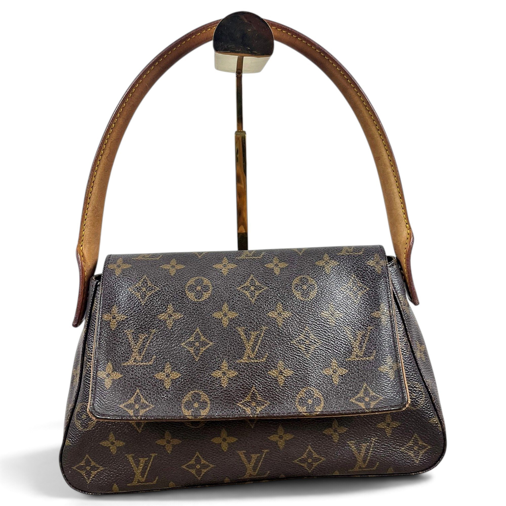 Louis Vuitton Looping leather handbag
