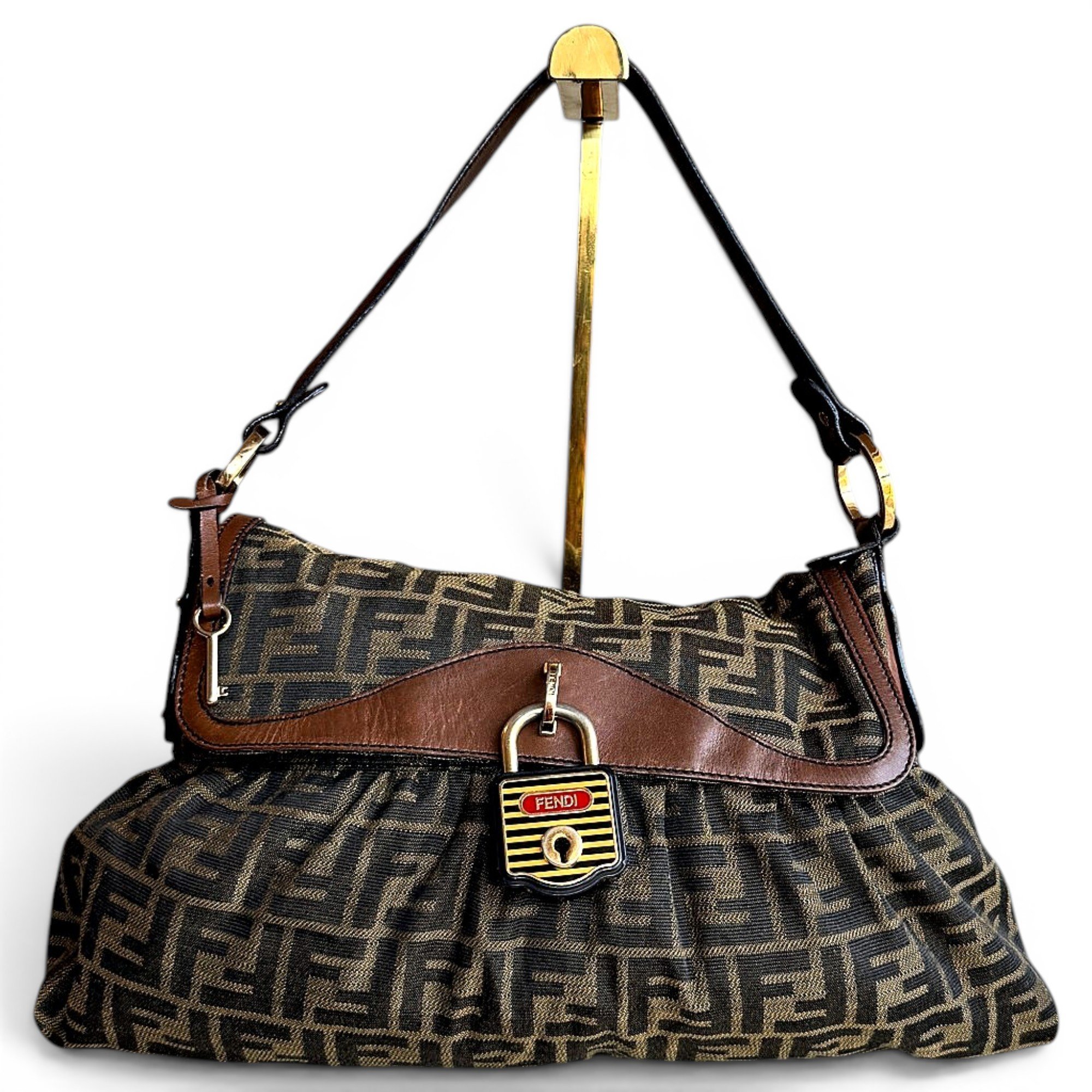 Spy cloth handbag