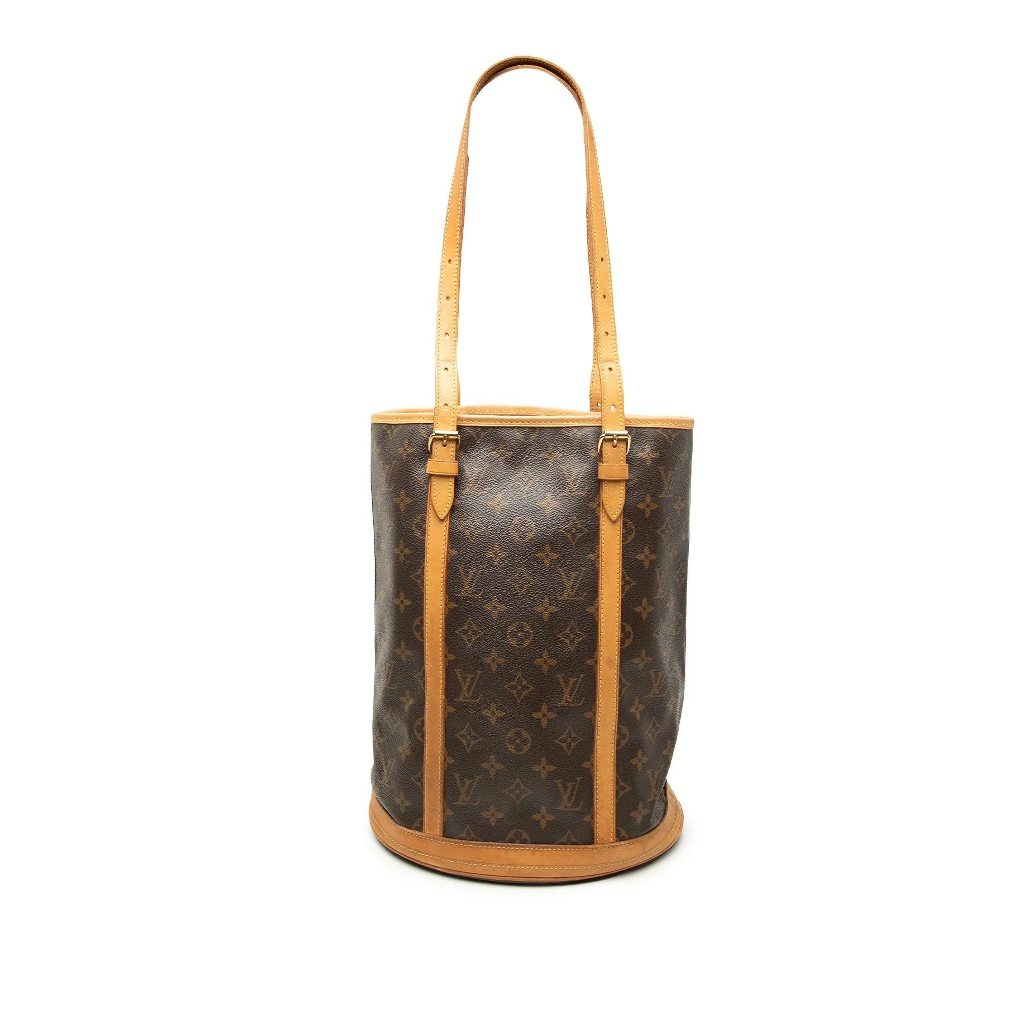 Bucket leather bag