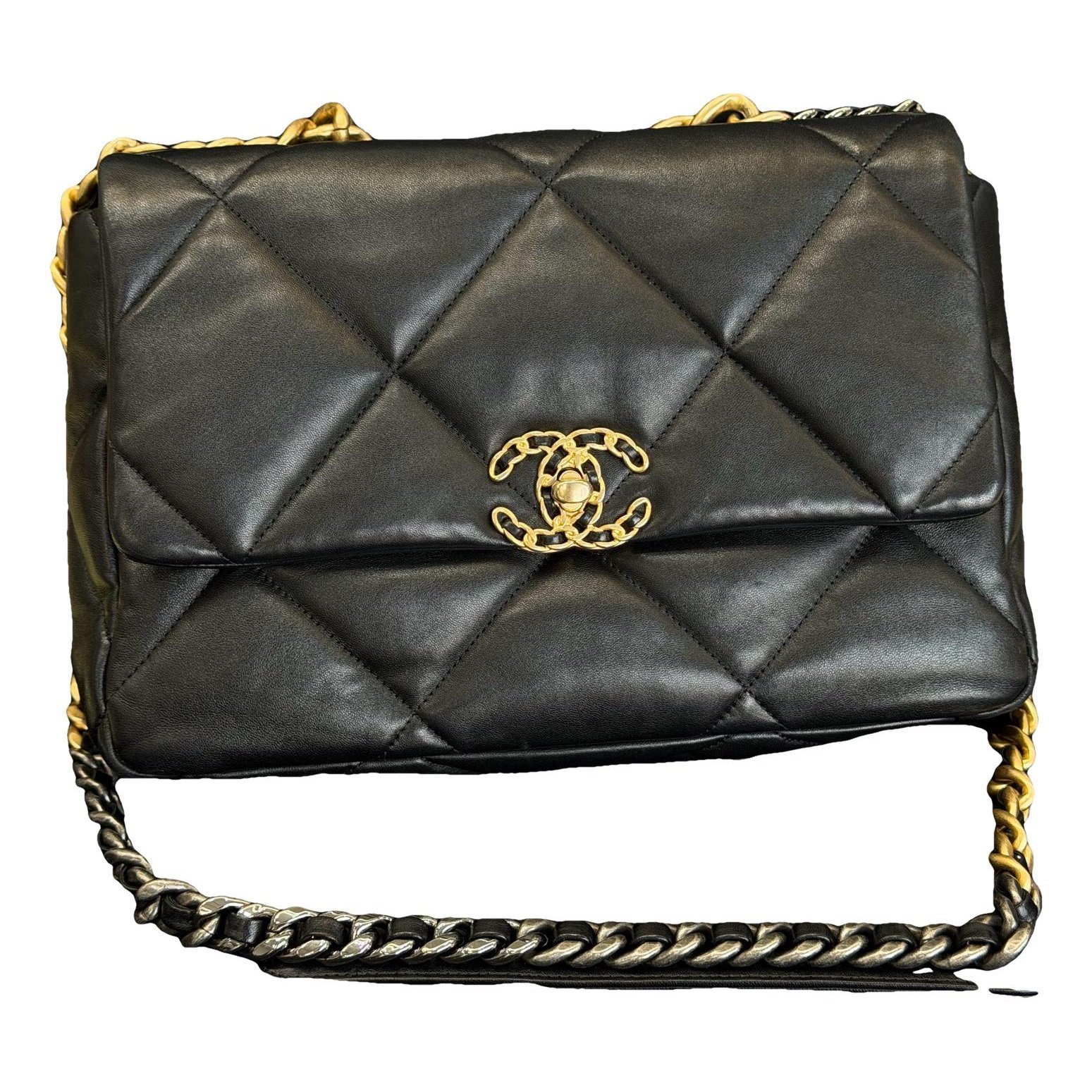 Chanel 19 leather handbag