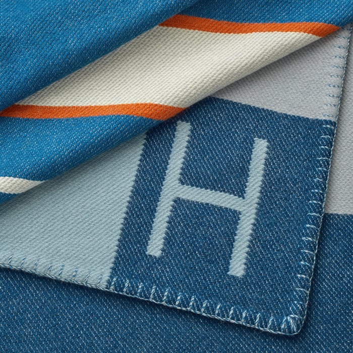 Bleu Avalon Cab Blanket