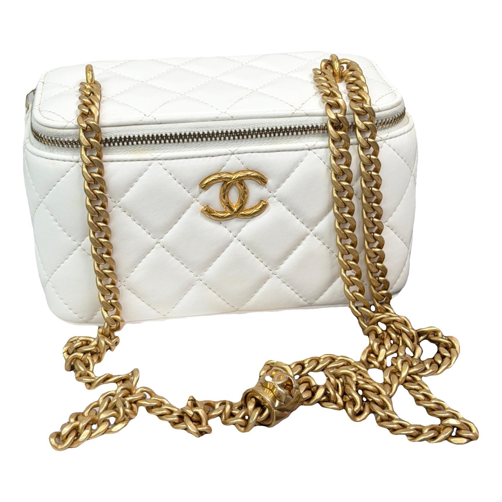 Trendy CC Vanity leather handbag