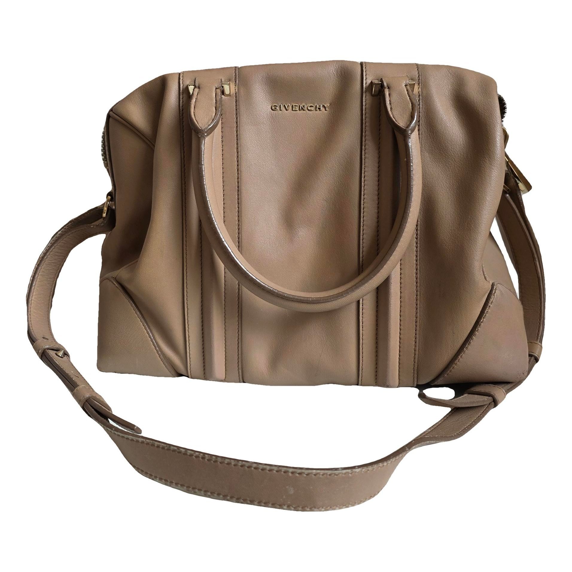 Givenchy Antigona leather handbag