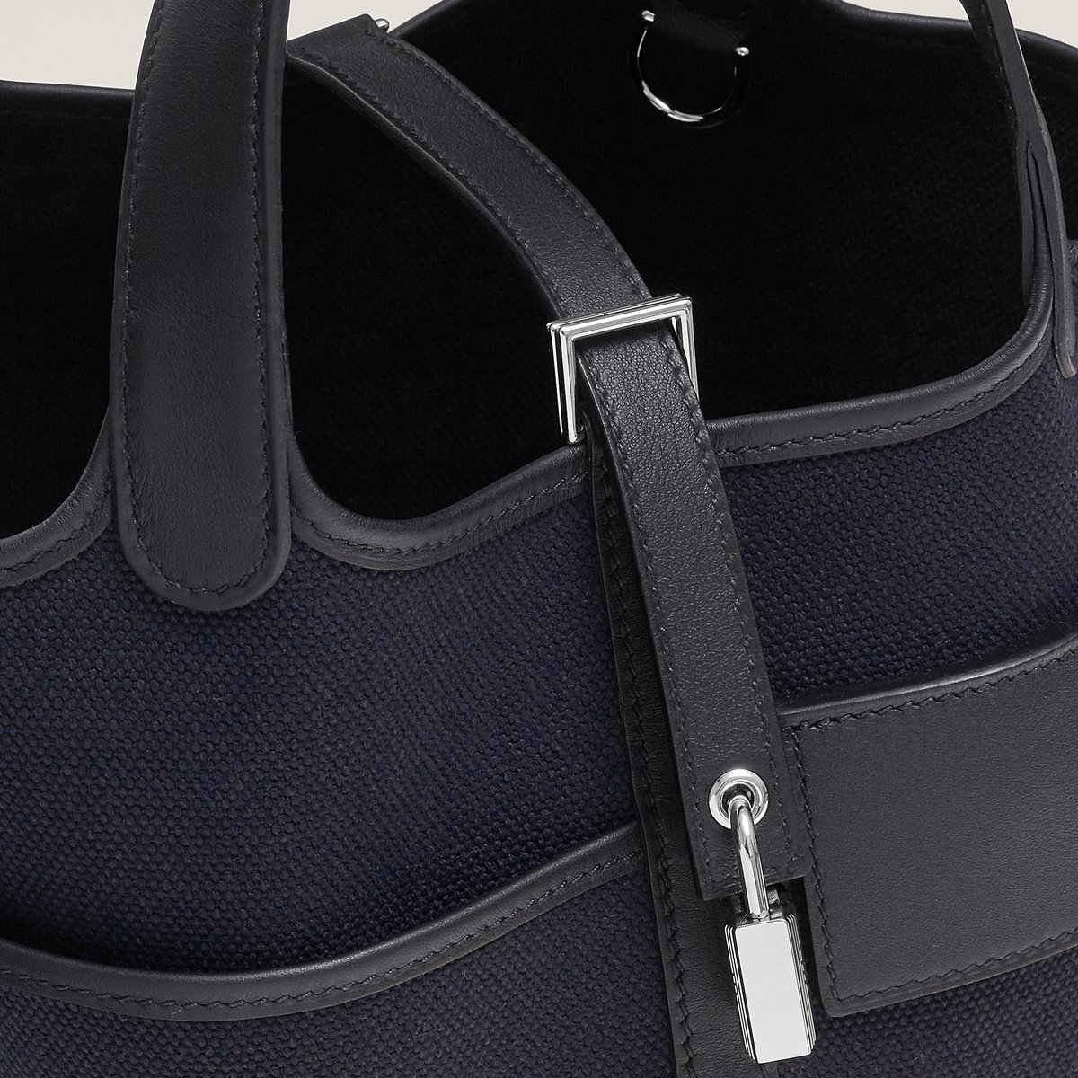Picotin Lock 18 pocket bag