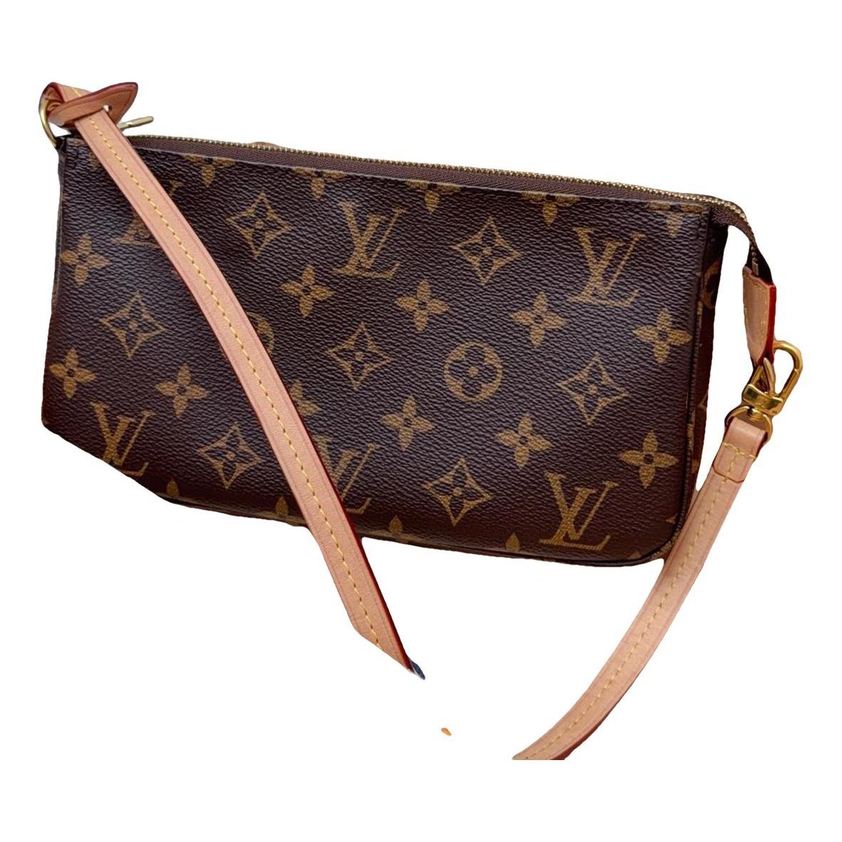 Pochette Accessoire leather handbag