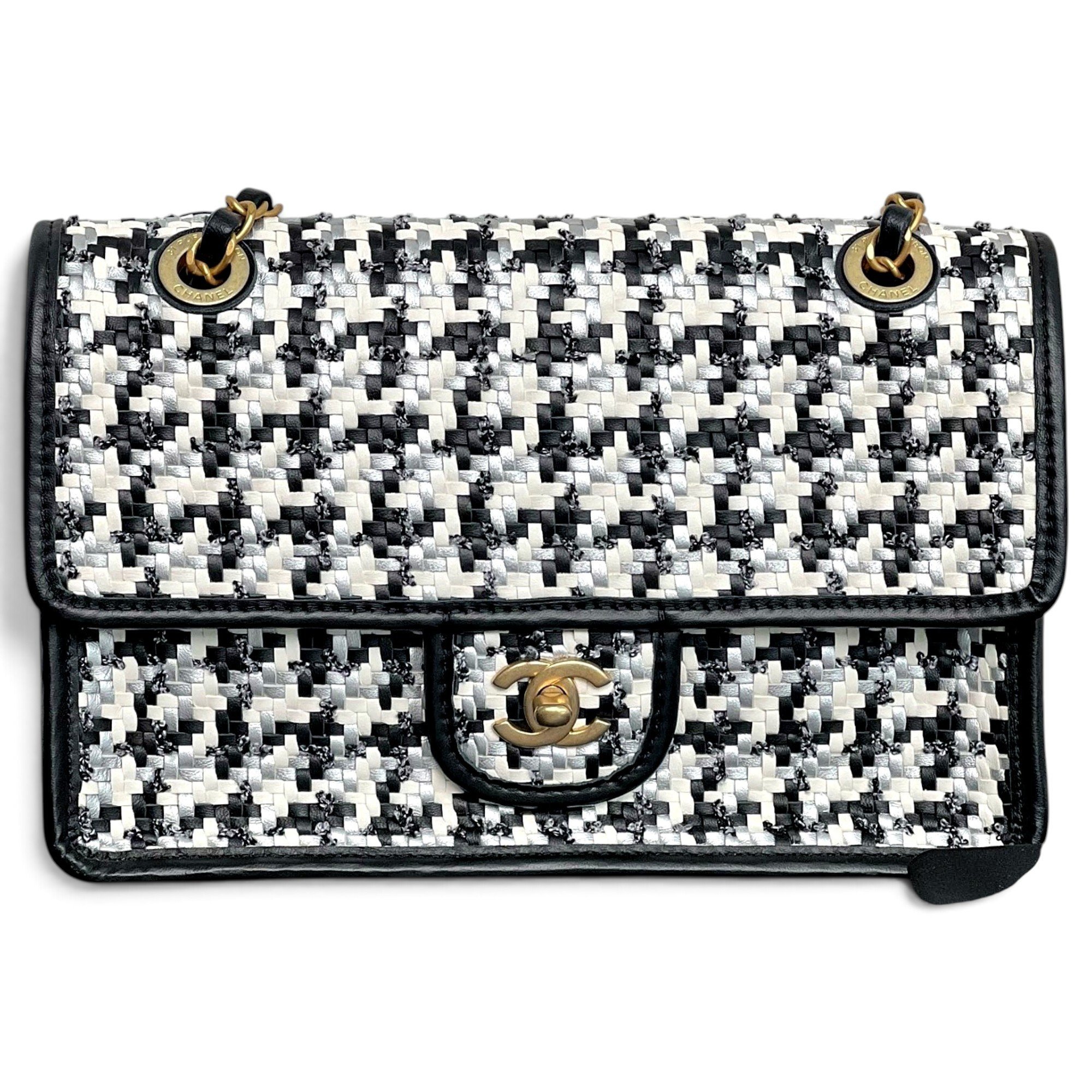 Timeless/Classique tweed crossbody bag