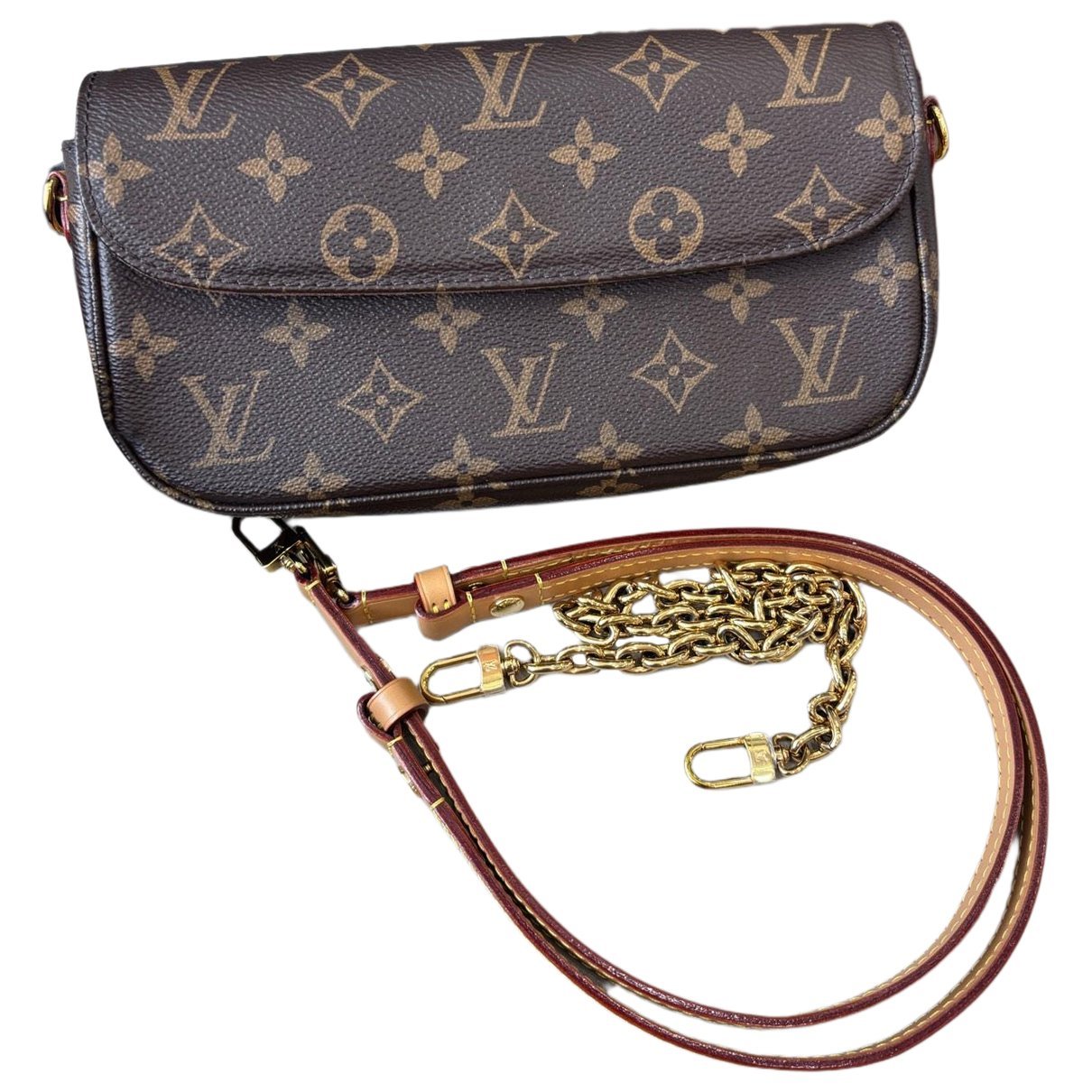 Ivy leather handbag