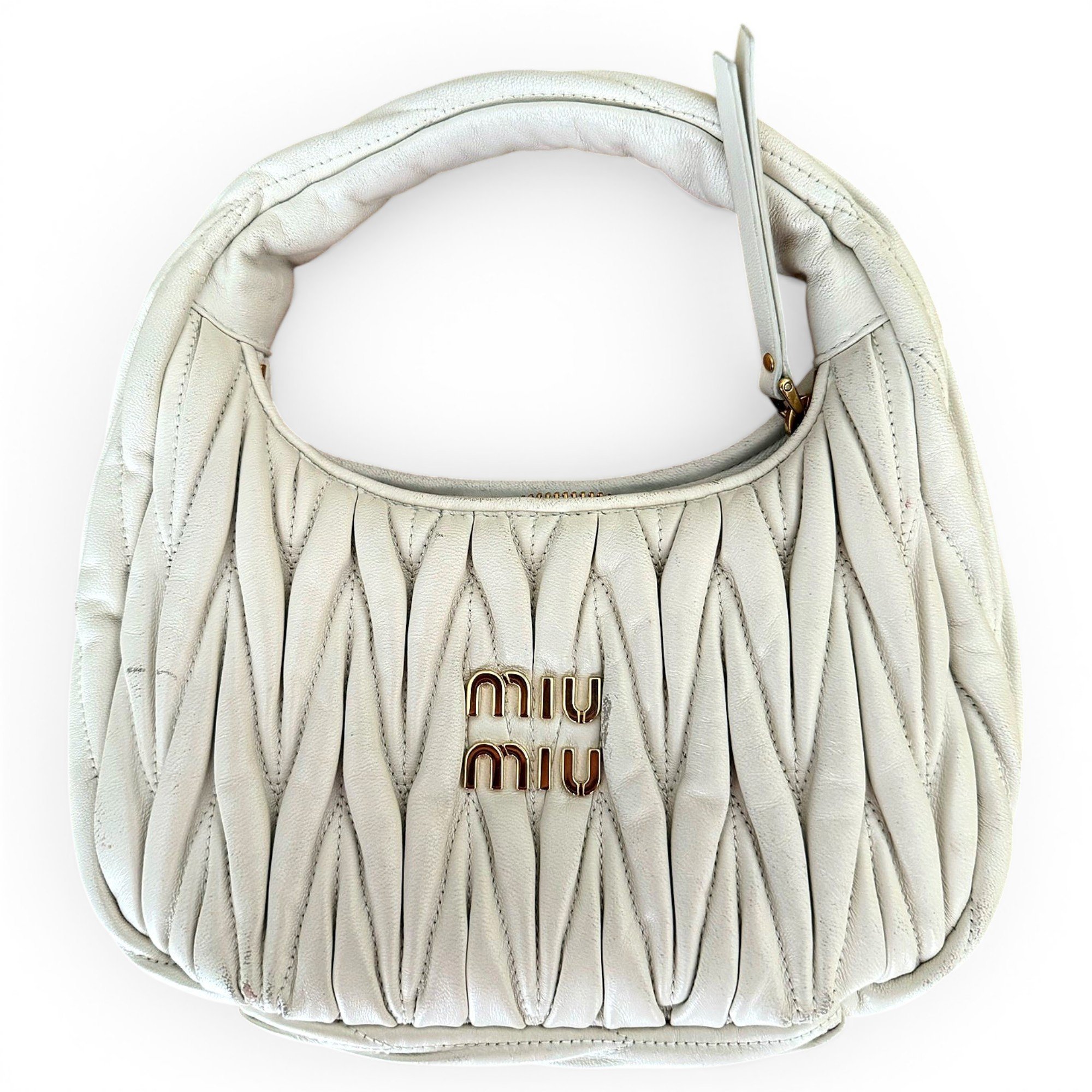 Matelassé leather handbag