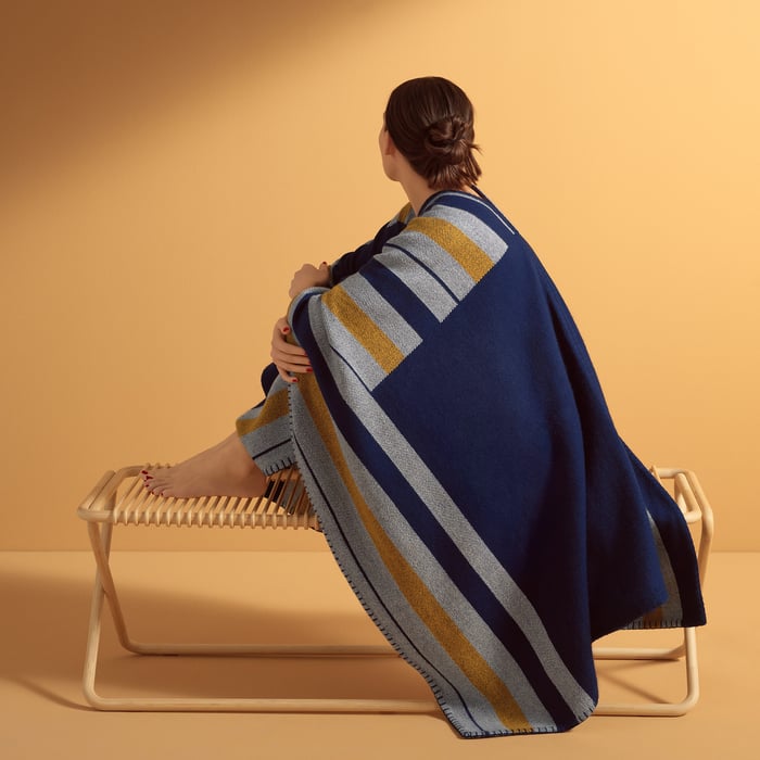 H Bayadere Poncho Blanket