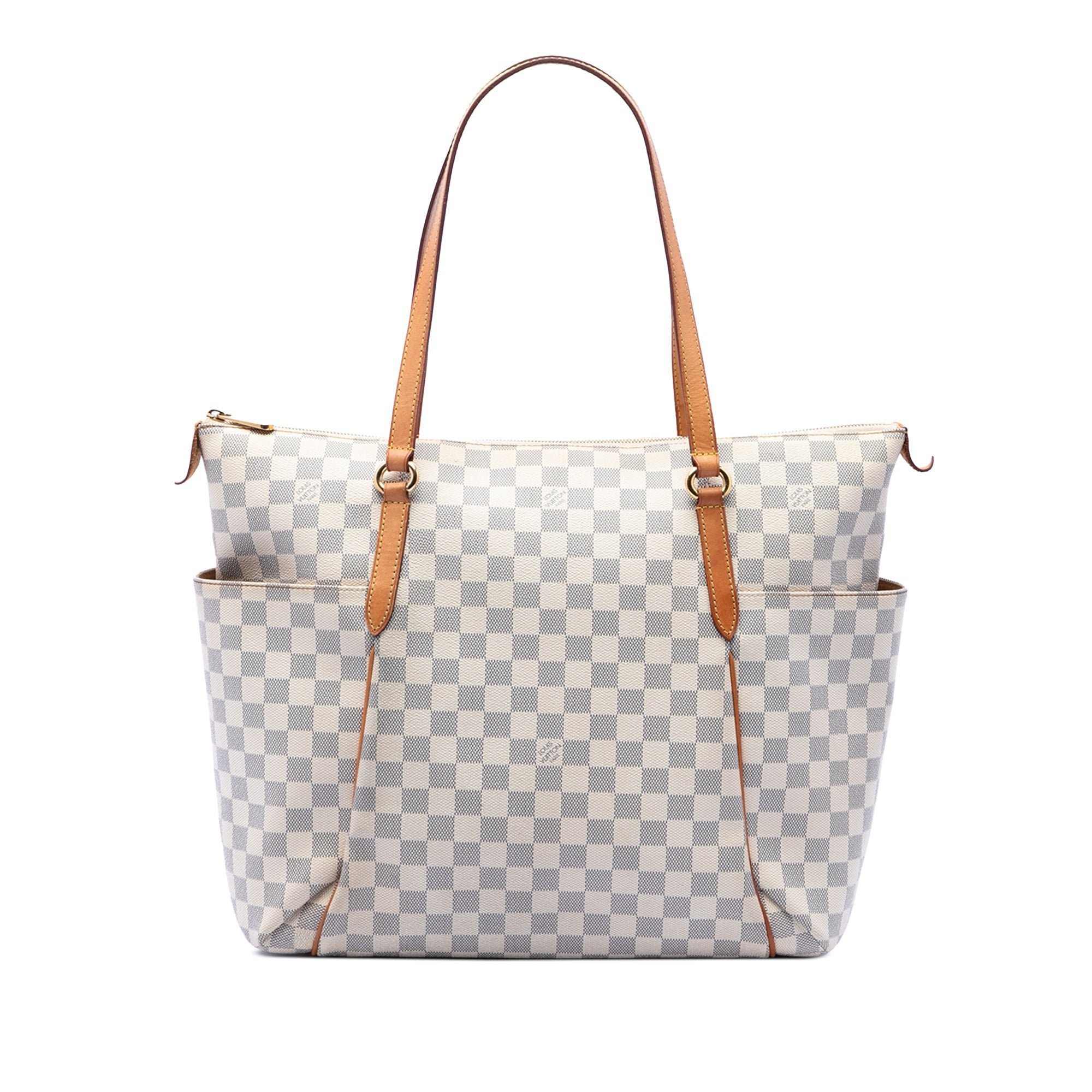 Totally leather handbag