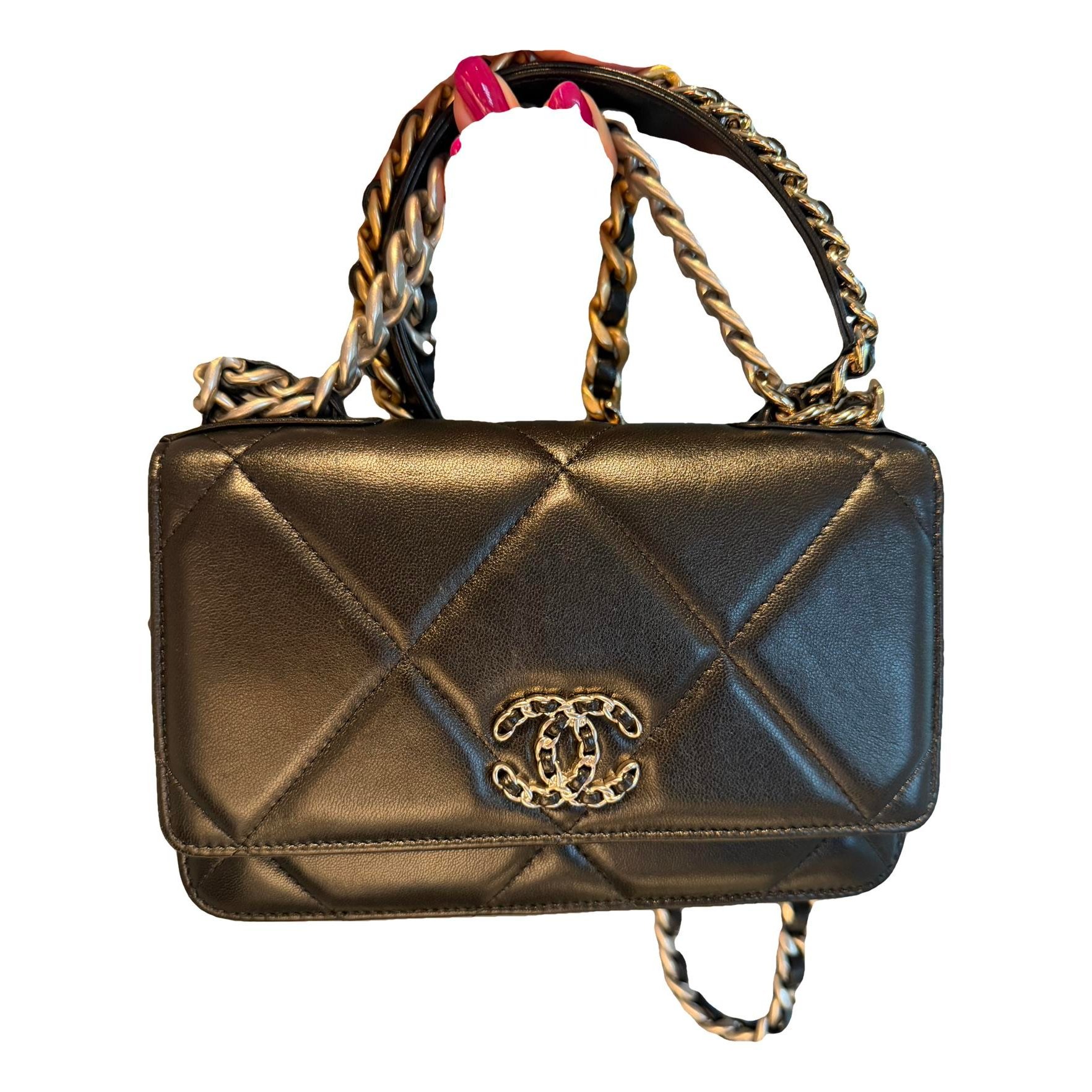 Wallet On Chain Chanel 19 leather handbag