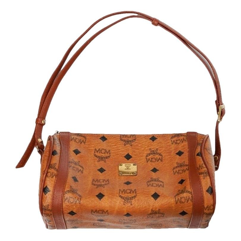 Anya vinyl handbag