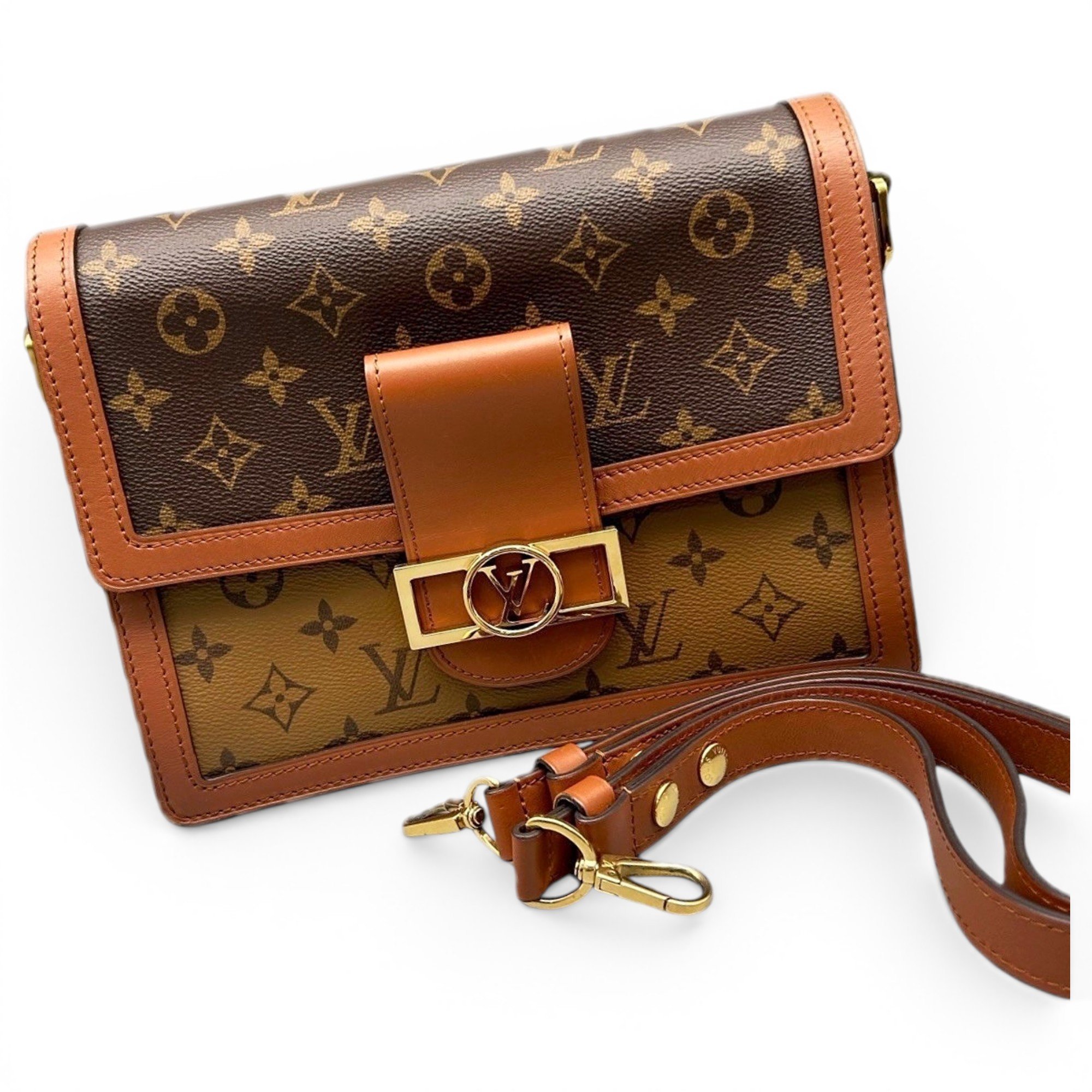 Dauphine leather handbag