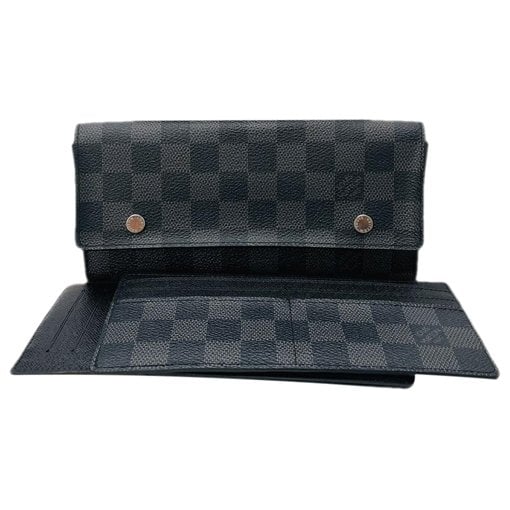 Leather bag