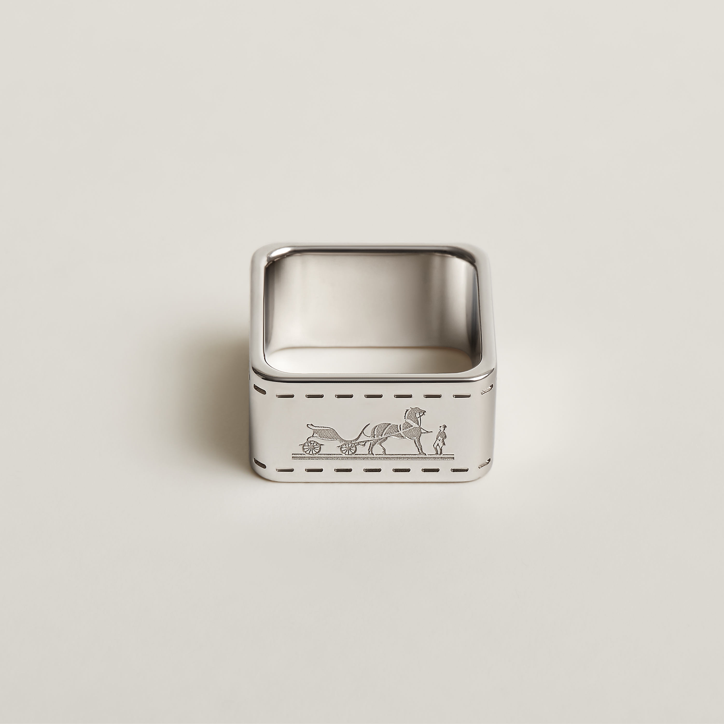 Bolduc scarf ring