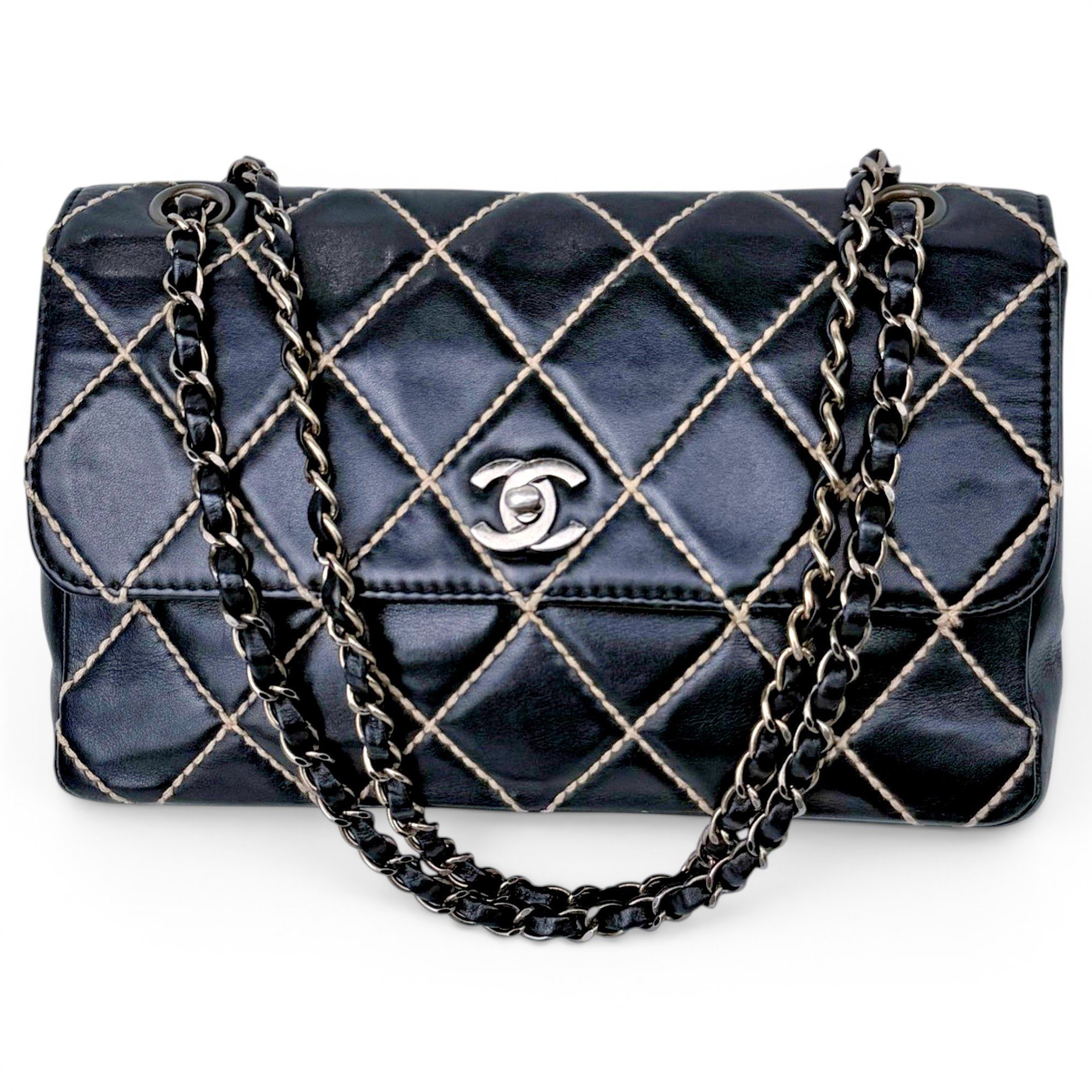 Timeless/Classique leather crossbody bag