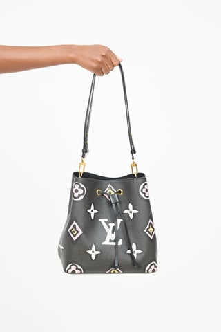 Louis Vuitton Wild at Heart NéoNoé MM Bucket Bag
