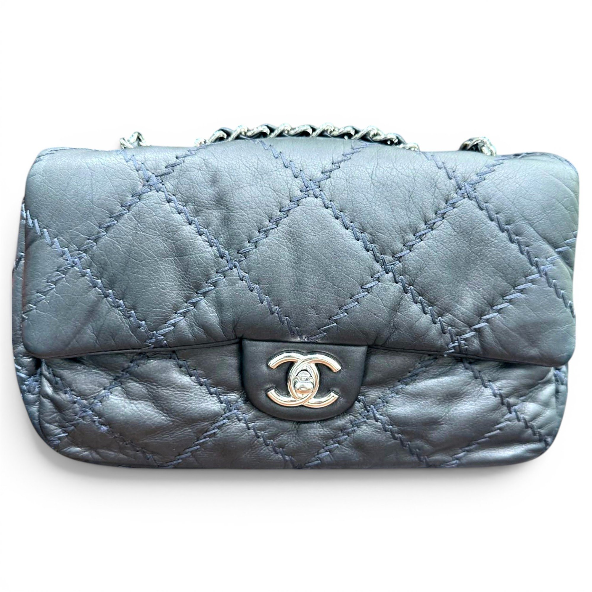 Timeless/Classique leather crossbody bag