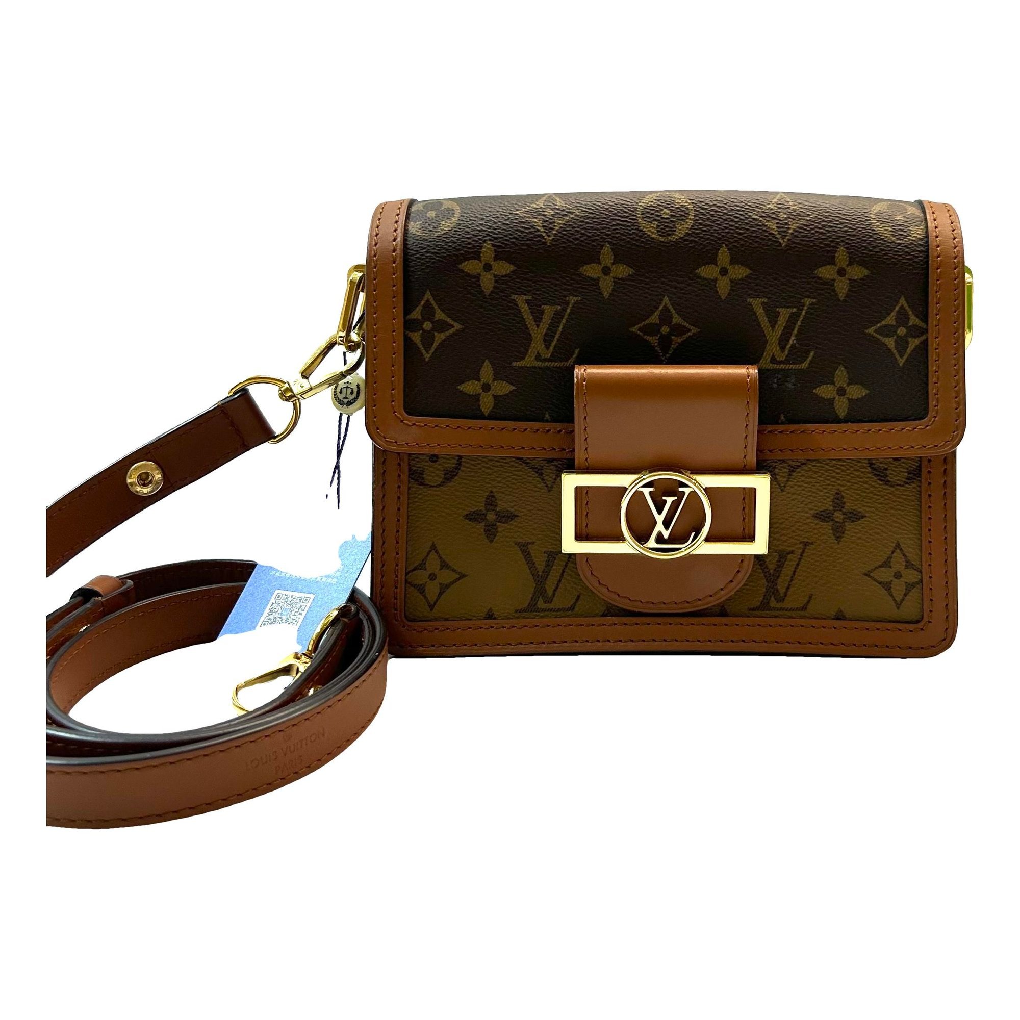 Dauphine leather handbag
