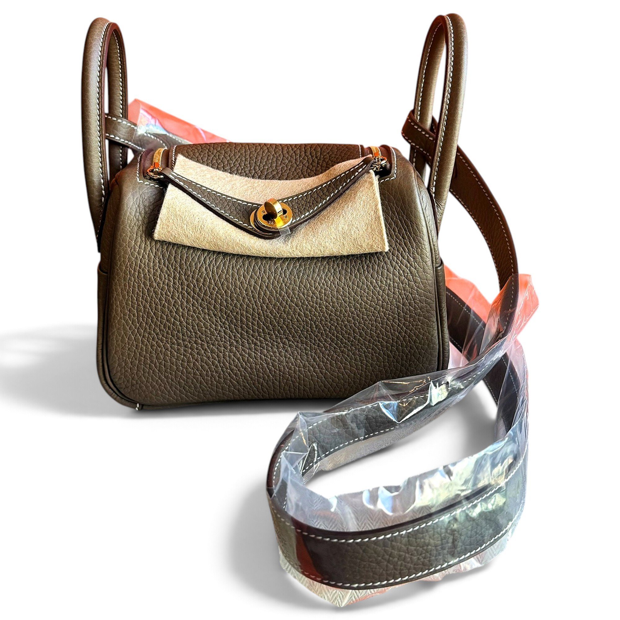 Lindy leather handbag