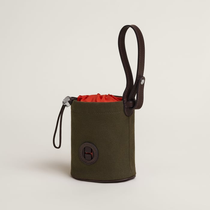 On-the-go Dog Pouch