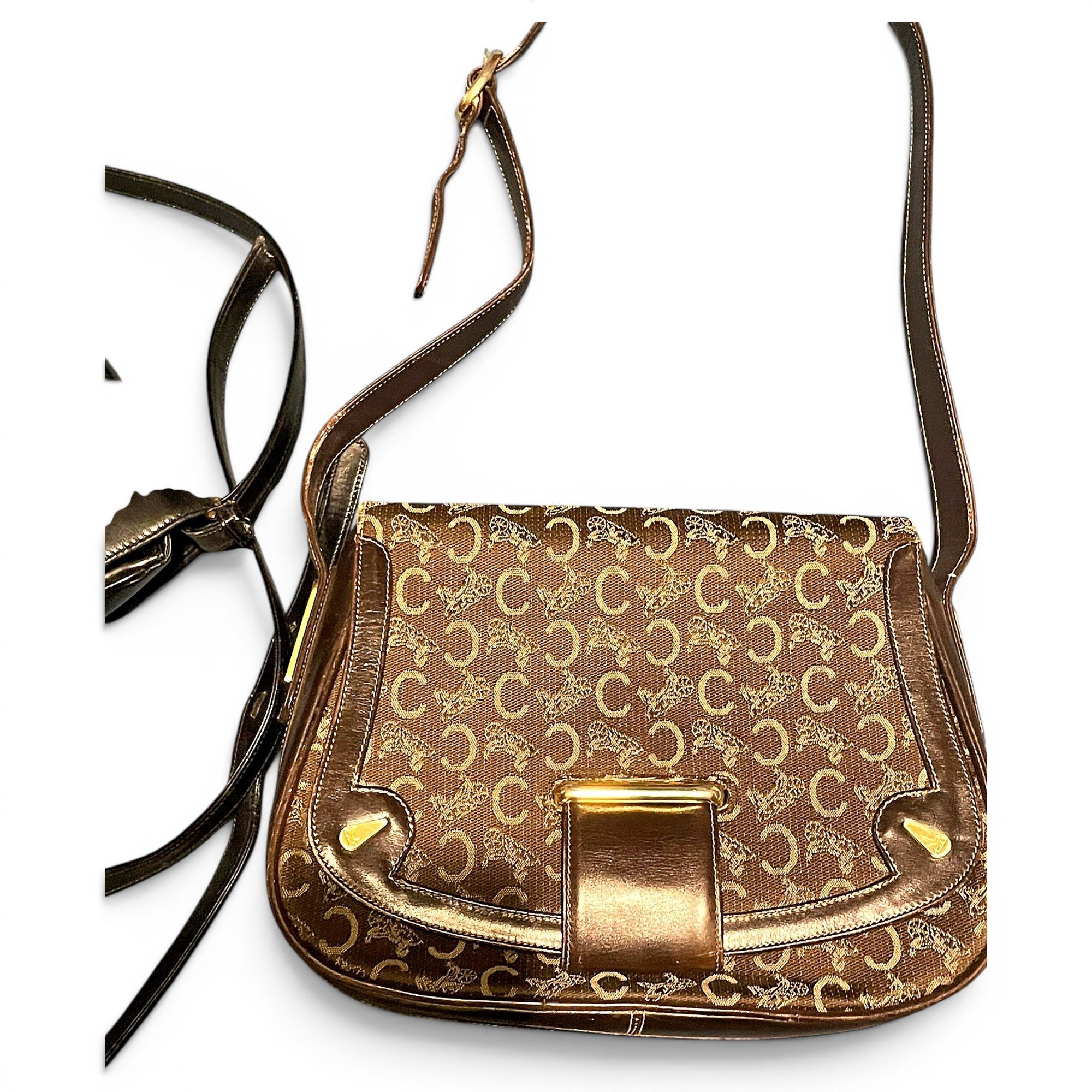 Classic leather handbag